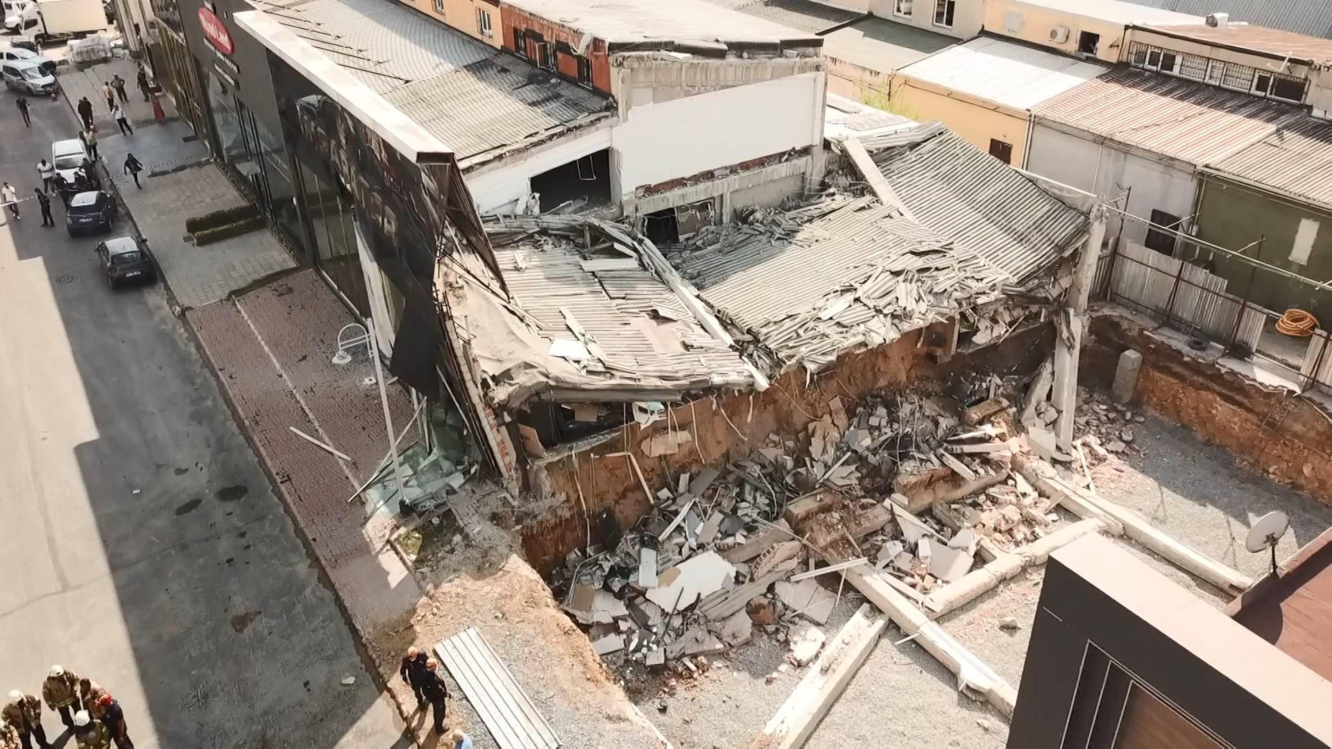 İkitellide işyerinde çökme