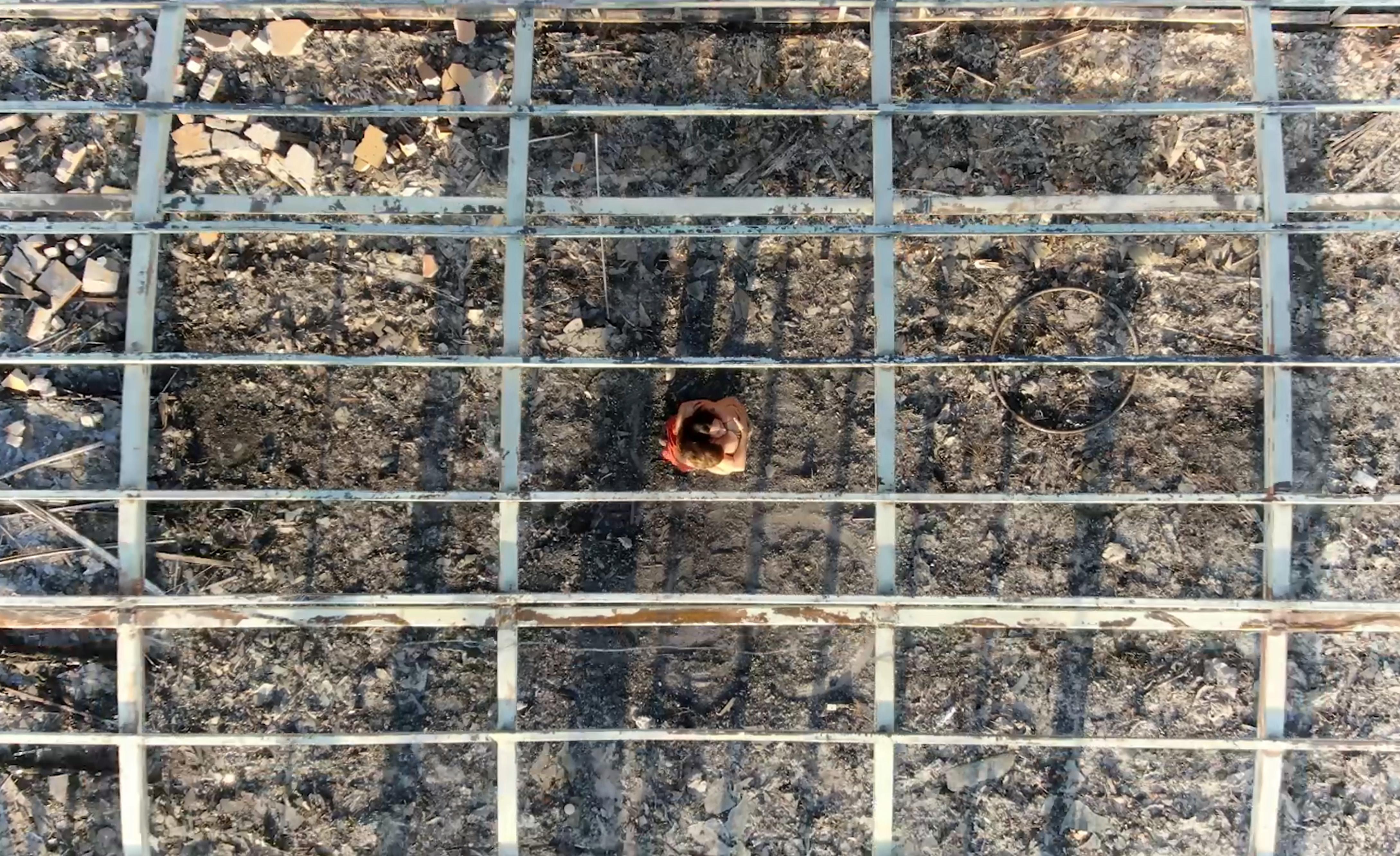 Küle dönen sanatevine dansla veda ettiler