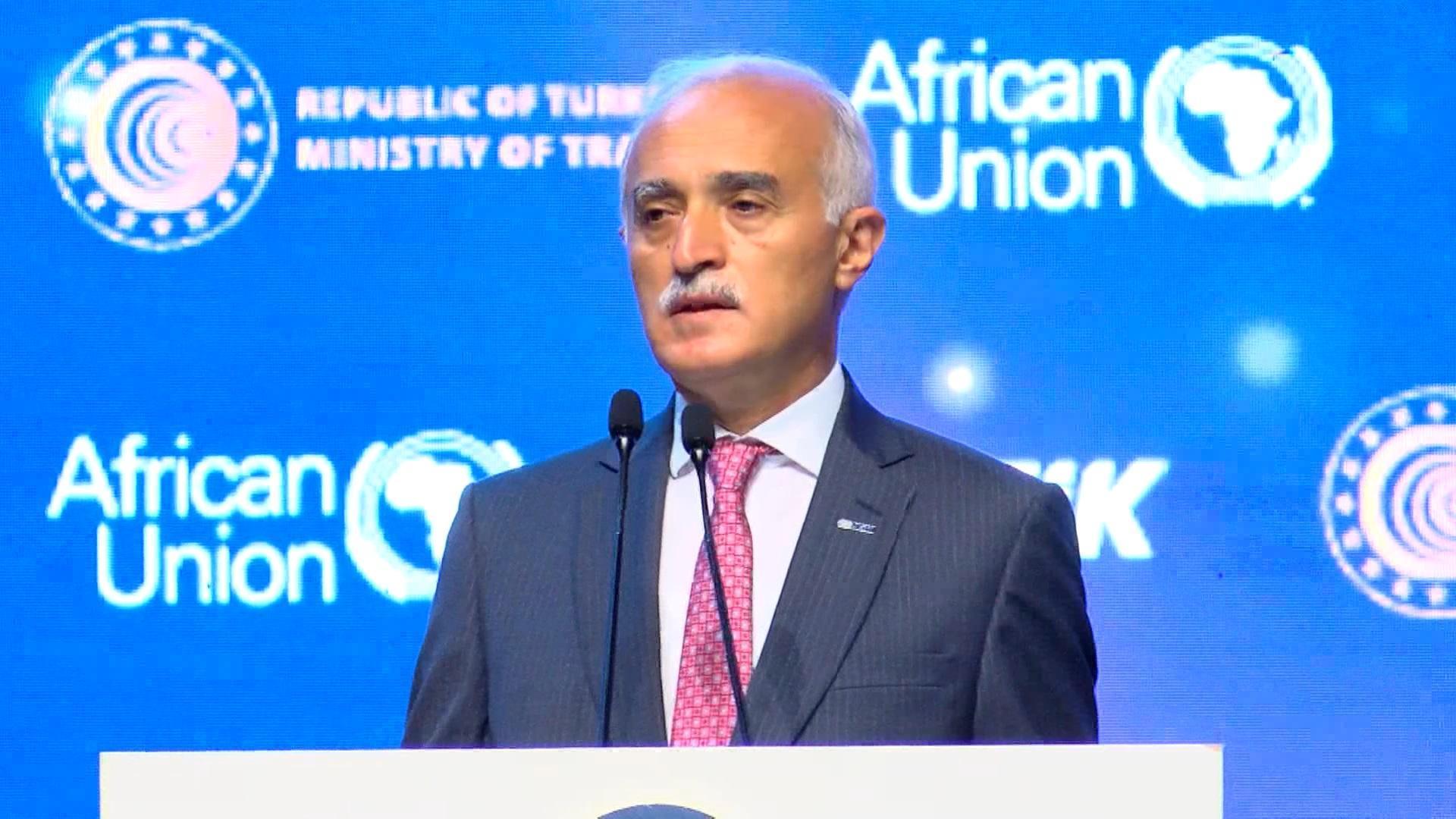 Emine Erdoğan: Afrika seyahatlerinde kadınların kahraman olduğunu fark ettim