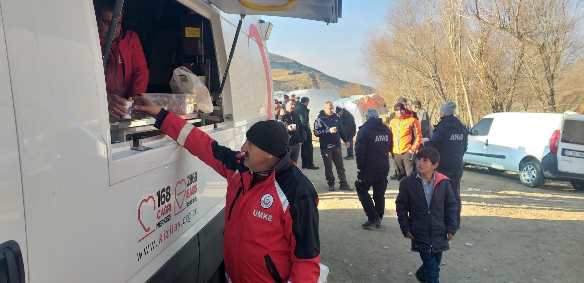 Erzurumda depremzedelere çadır, soba ve gıda desteği