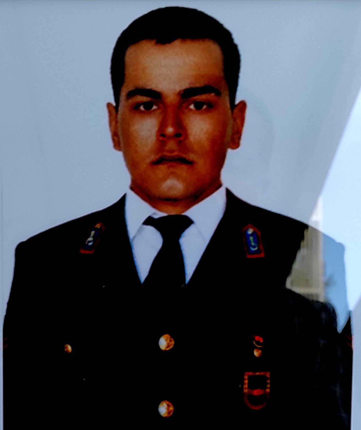 Otel odasında ölü bulunan uzman çavuşun cenazesi ailesine teslim edildi