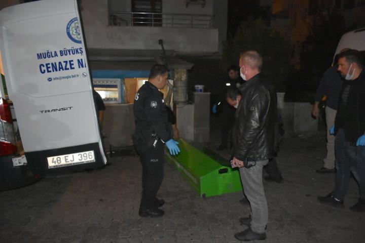 Boşandığı eşi ile anlaşma protokolü imzalamak için avukatlık bürosuna gelen astsubay, intihar etti