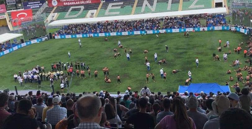 Denizli Atatürk Stadının zemini güreşlerde bozuldu, maçın oynanacağı stat değişti
