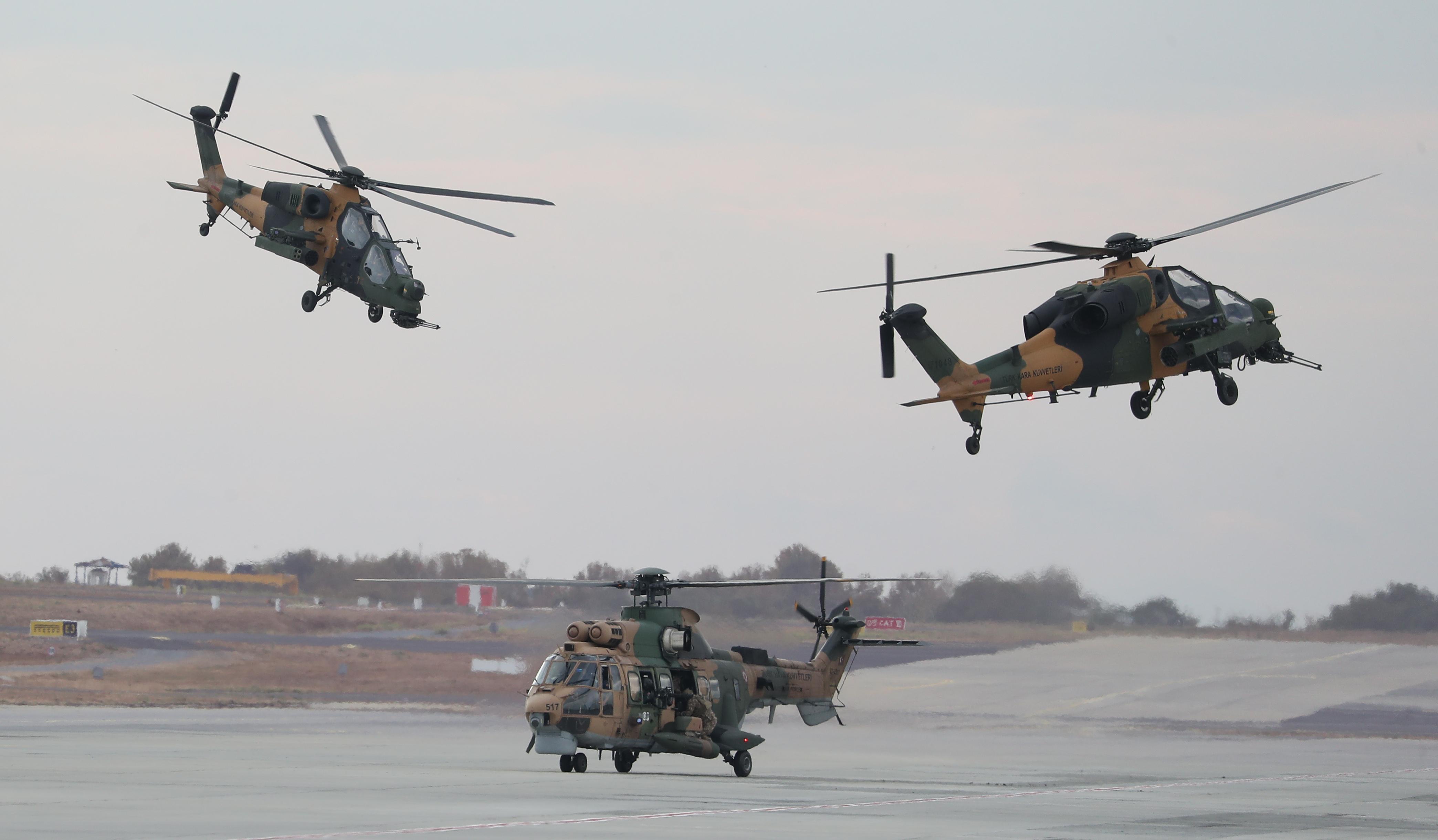 ATAK ve Cougar As-532 helikopterlerinden nefes kesen tahliye tatbikatı