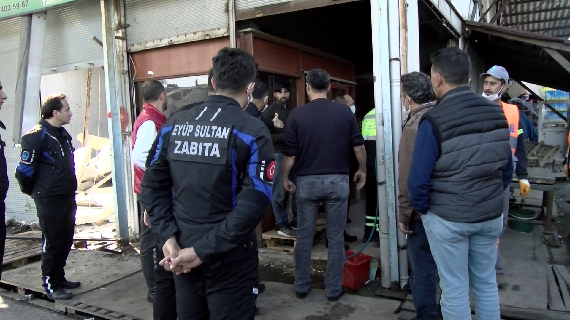 Rami Kuru Gıda Halinde gergin yıkım devam ediyor