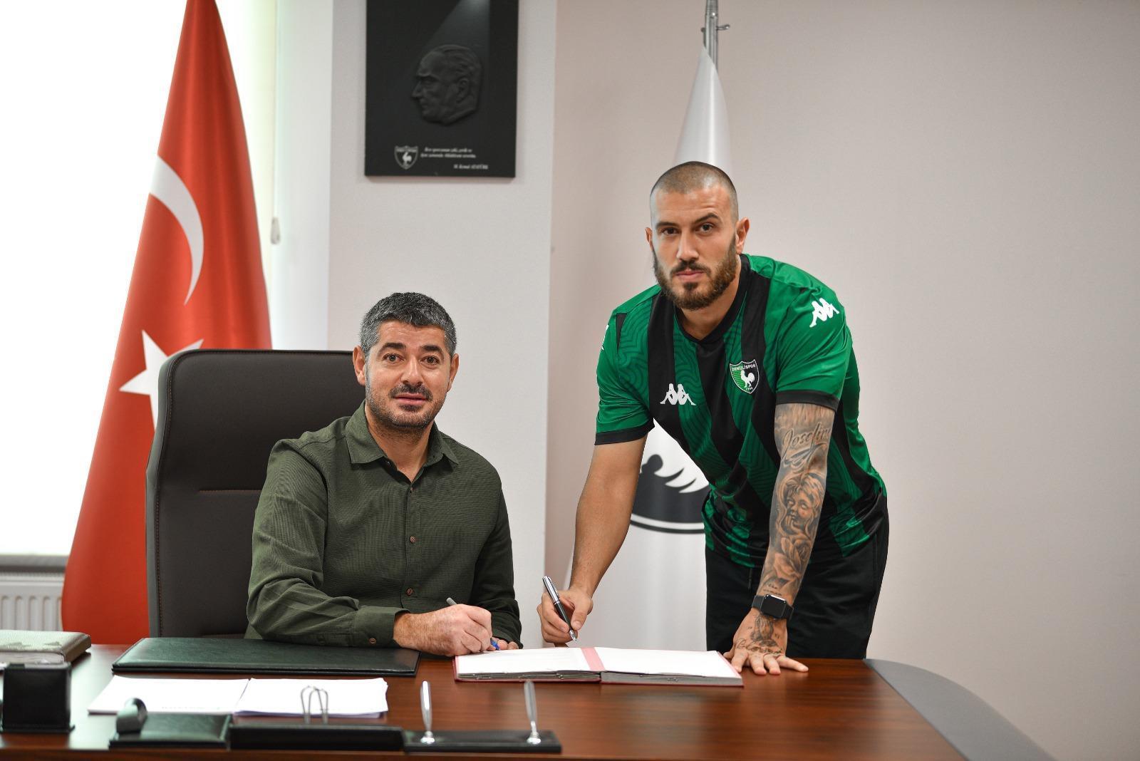 Denizlispor’un 12’nci transferi Mustafa