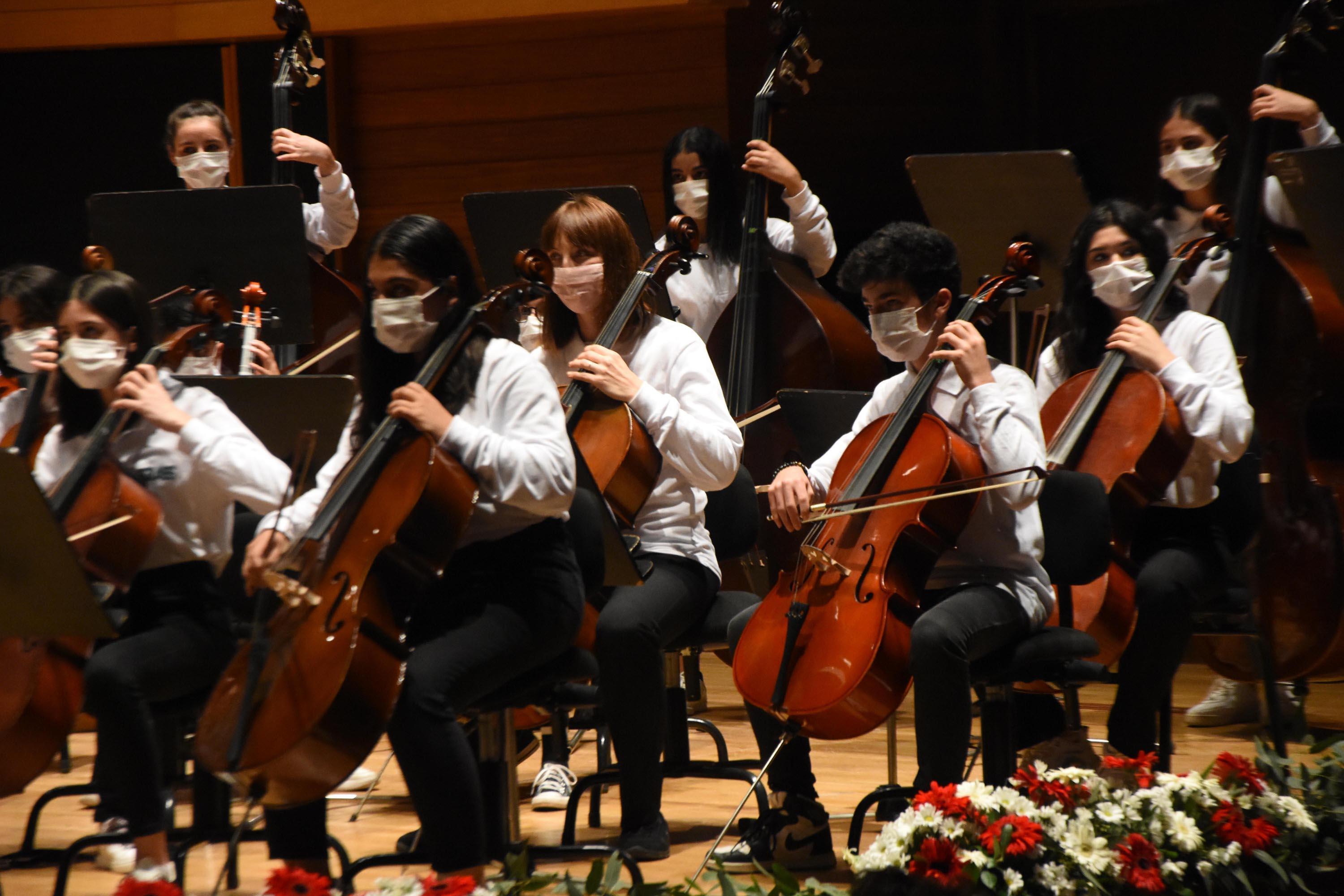 Yorglass Barış Çocuk Senfoni Orkestrasından 5inci konser
