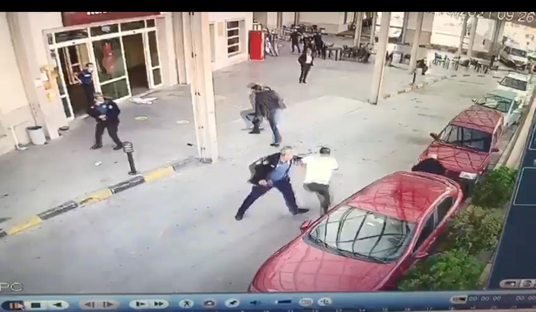 Müzikholdeki kavga sonrası 1i polis 2 kişinin yaralandığı anlar kamerada