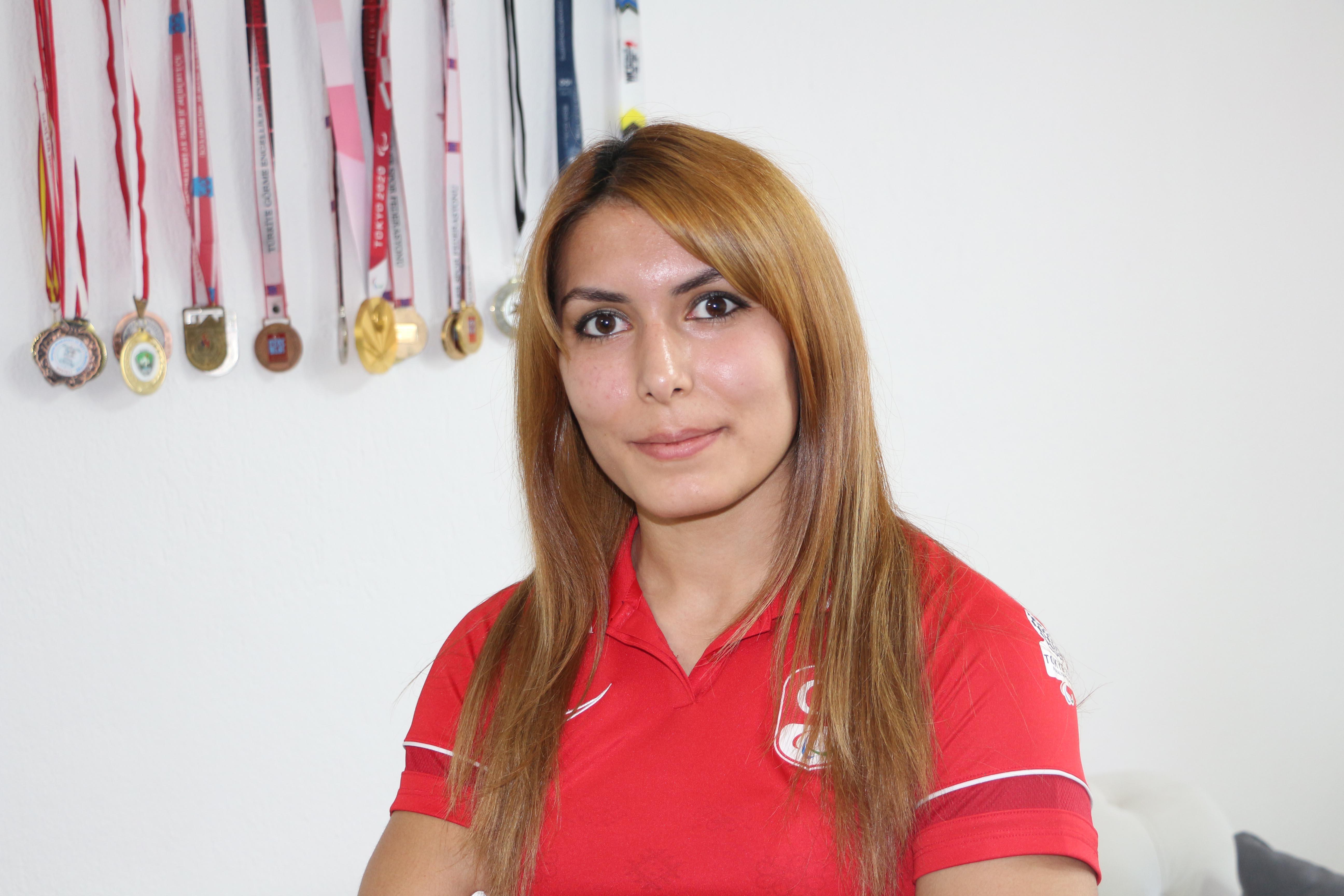 Golbol Milli Takımı'yla şampiyon olan Reyhan Yılmaz: İstiklal Marşı'nı okutmak hayalimdi