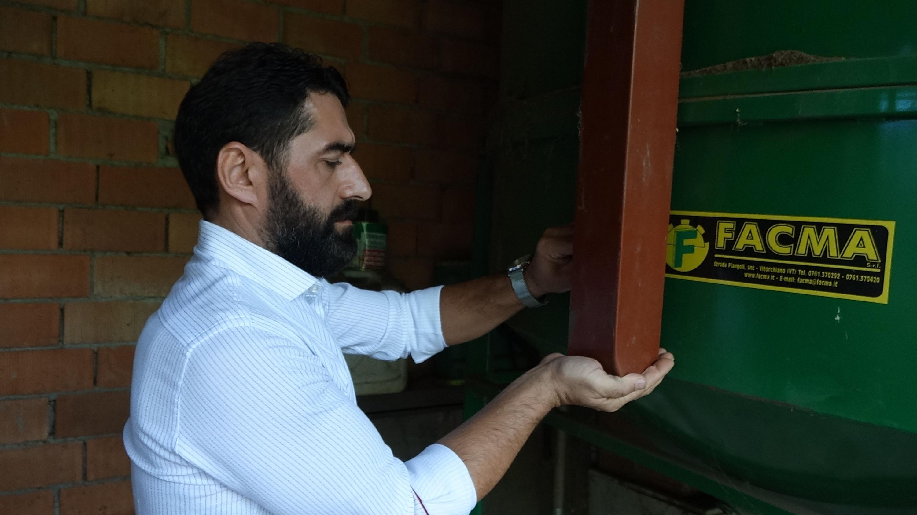 Güneşi görmeyen fındık, makineyle kurutuluyor