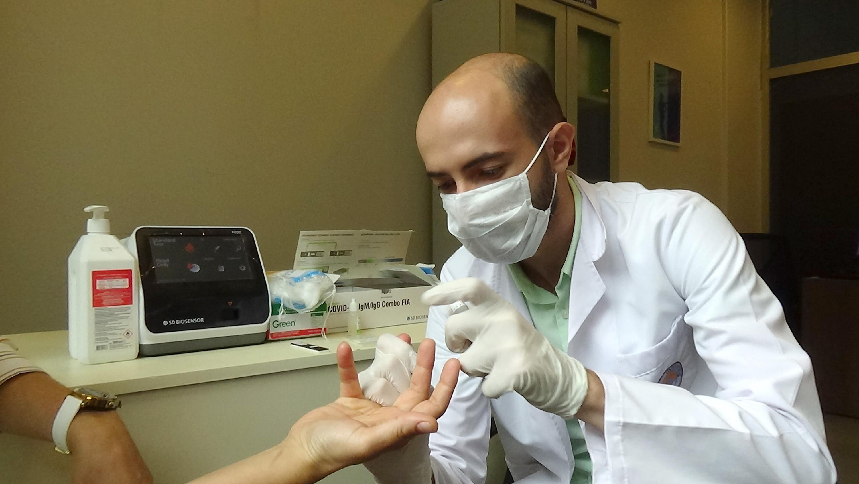 Trabzonda, Covid-19 aşısı olanlarda antikor düzeyi araştırılıyor