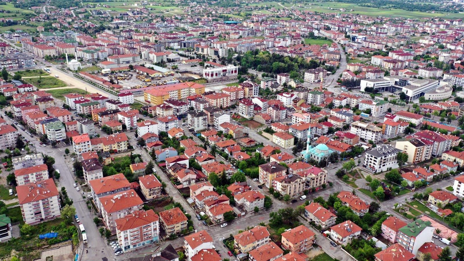 Düzce ve Boluda geçen 22 yılda depremin izleri silindi