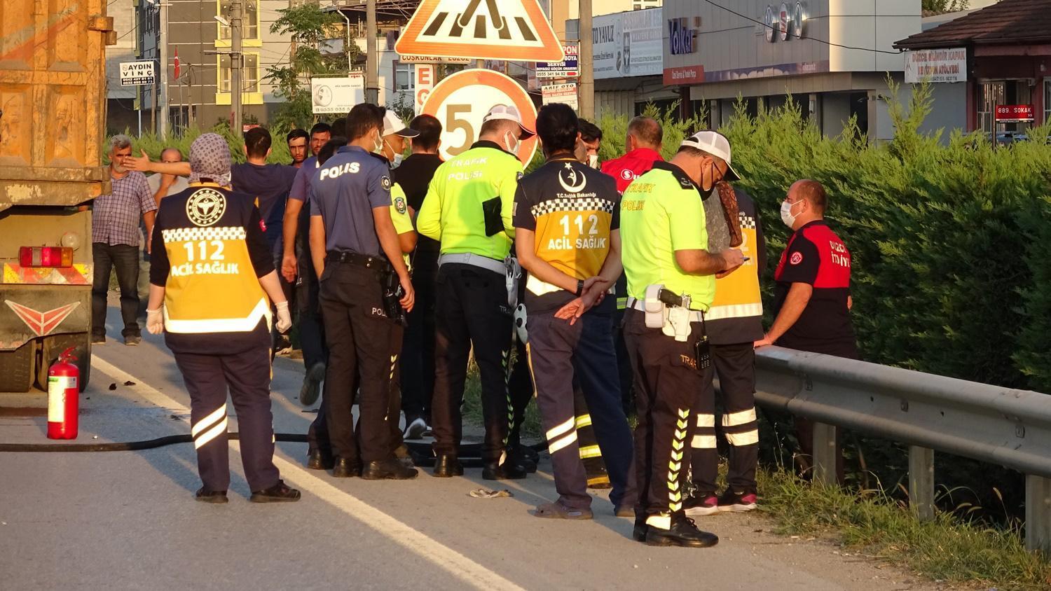 Mutlulukları 3 saat süren çift, yüzük almaya gidiyordu