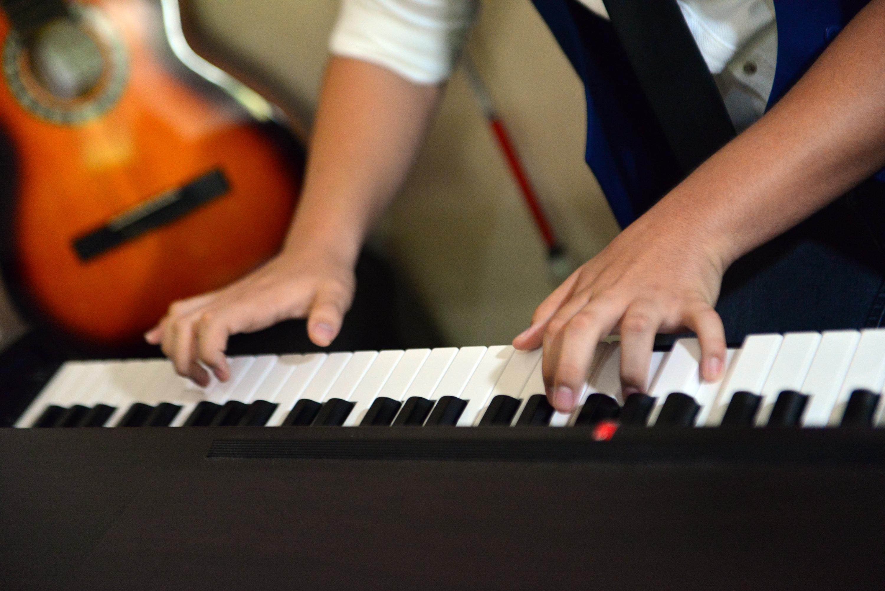 Görme engelli absolut kulak Ekremin en büyük hayali Fazıl Say ile piyano çalmak