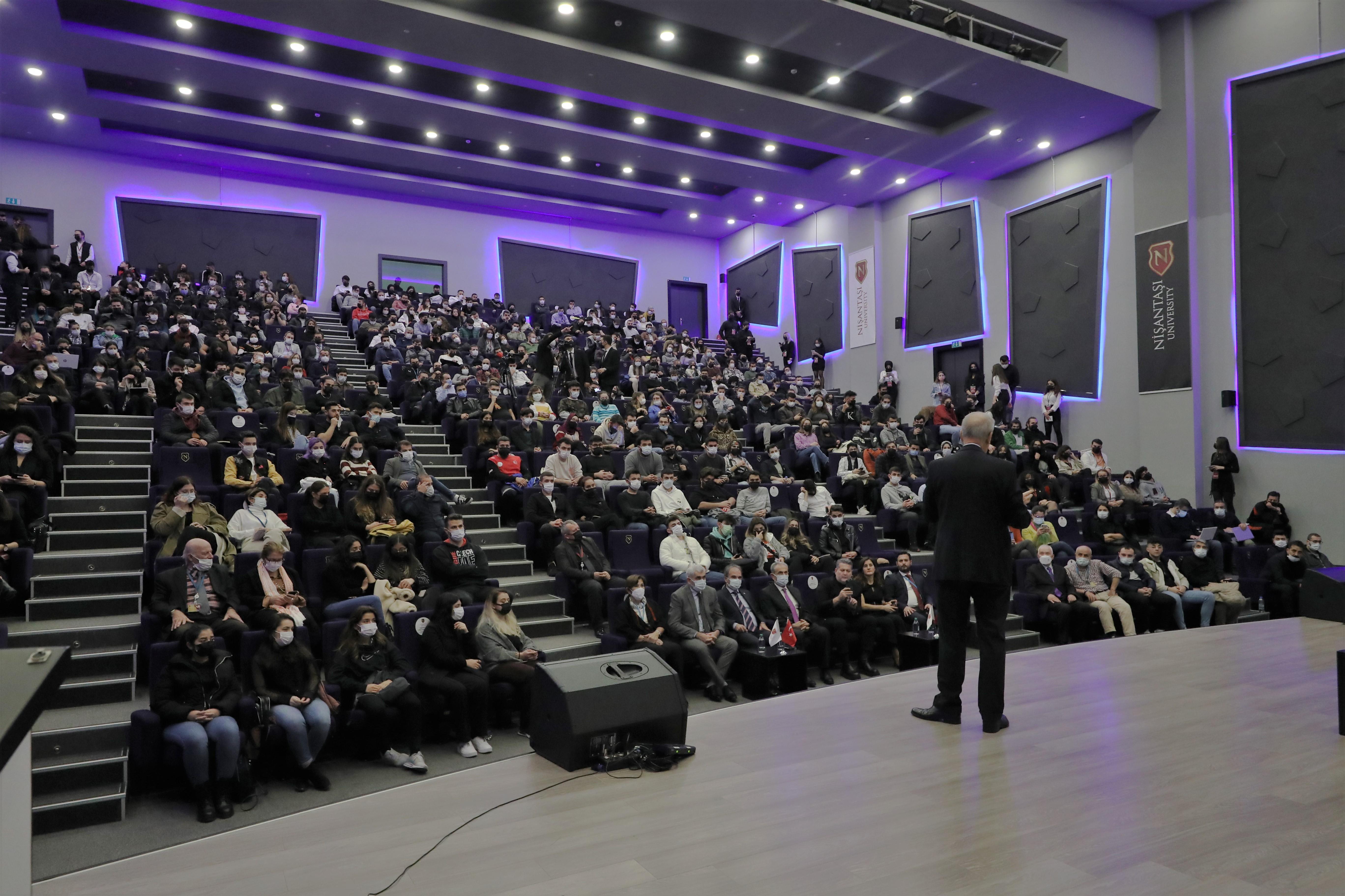 İlker Başbuğ: Milli gücün en önemli unsurları ekonomi, teknoloji ve askeri güçtür