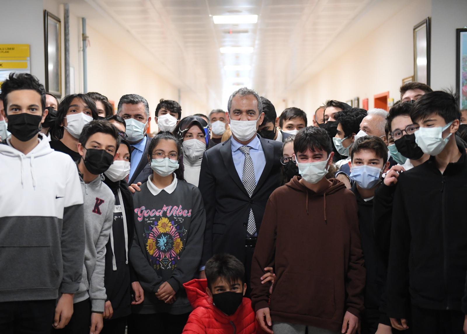 Bakan Özer: Öğretmenlik artık kariyer mesleği olarak tanımlanabilecek