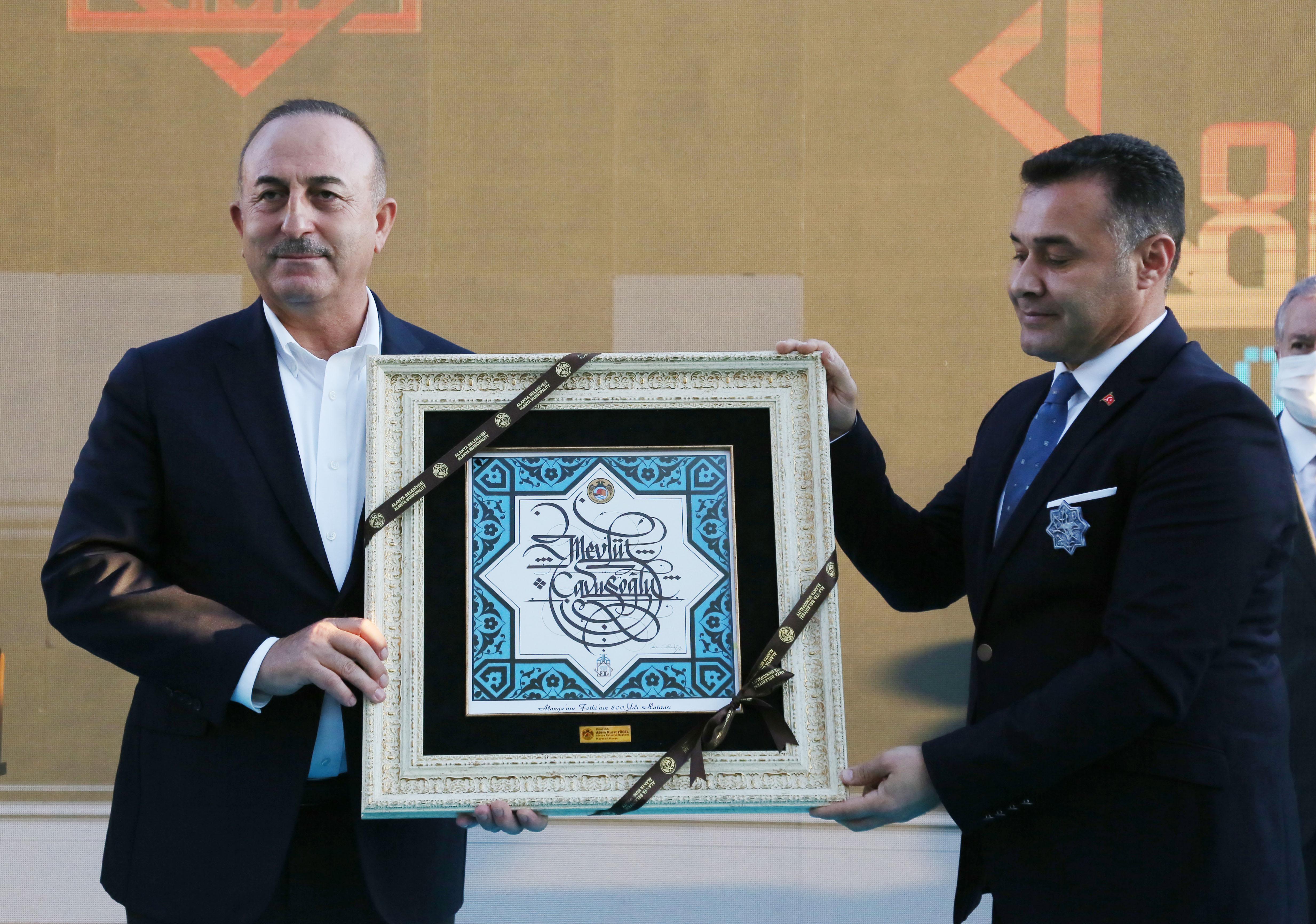 Çavuşoğlu: Alanya ve Antalyamızı eğitim merkezi haline getirmek için çalışmaya devam edeceğiz