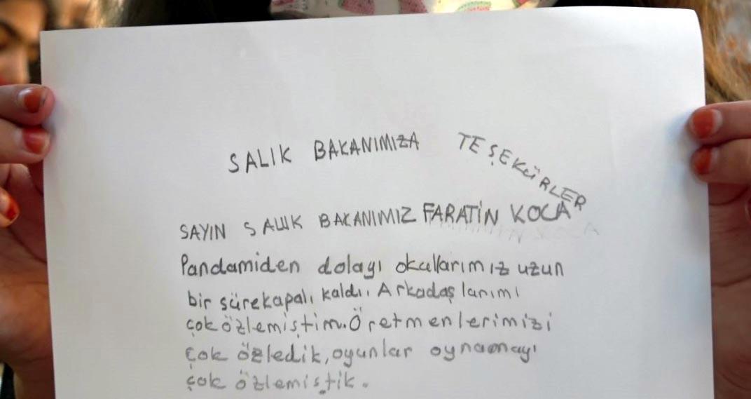 İlkokul öğrencisi Ecrin’den Bakan Koca’ya teşekkür mektubu