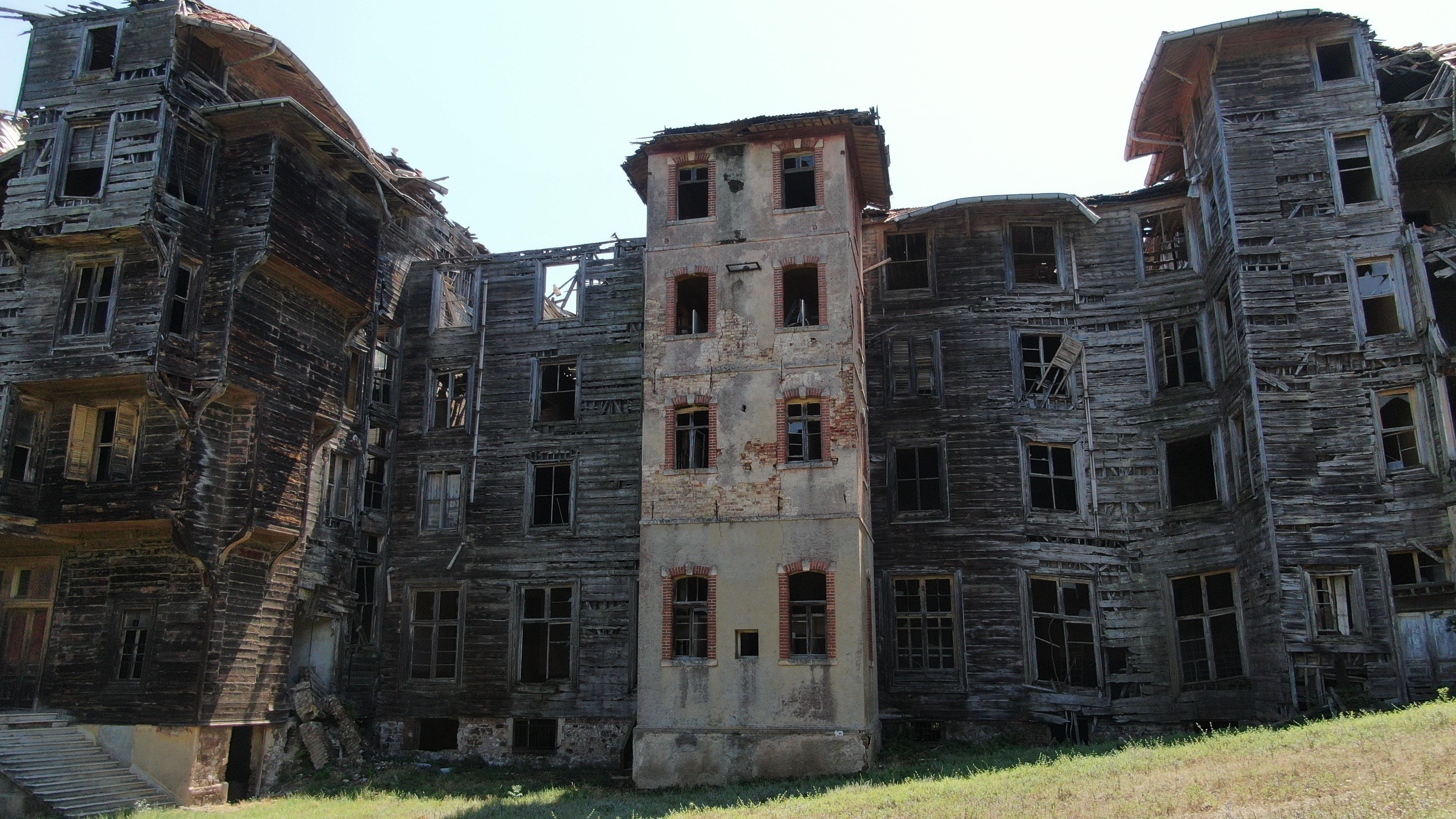 Büyükada Rum Yetimhanesinde restorasyon başlıyor