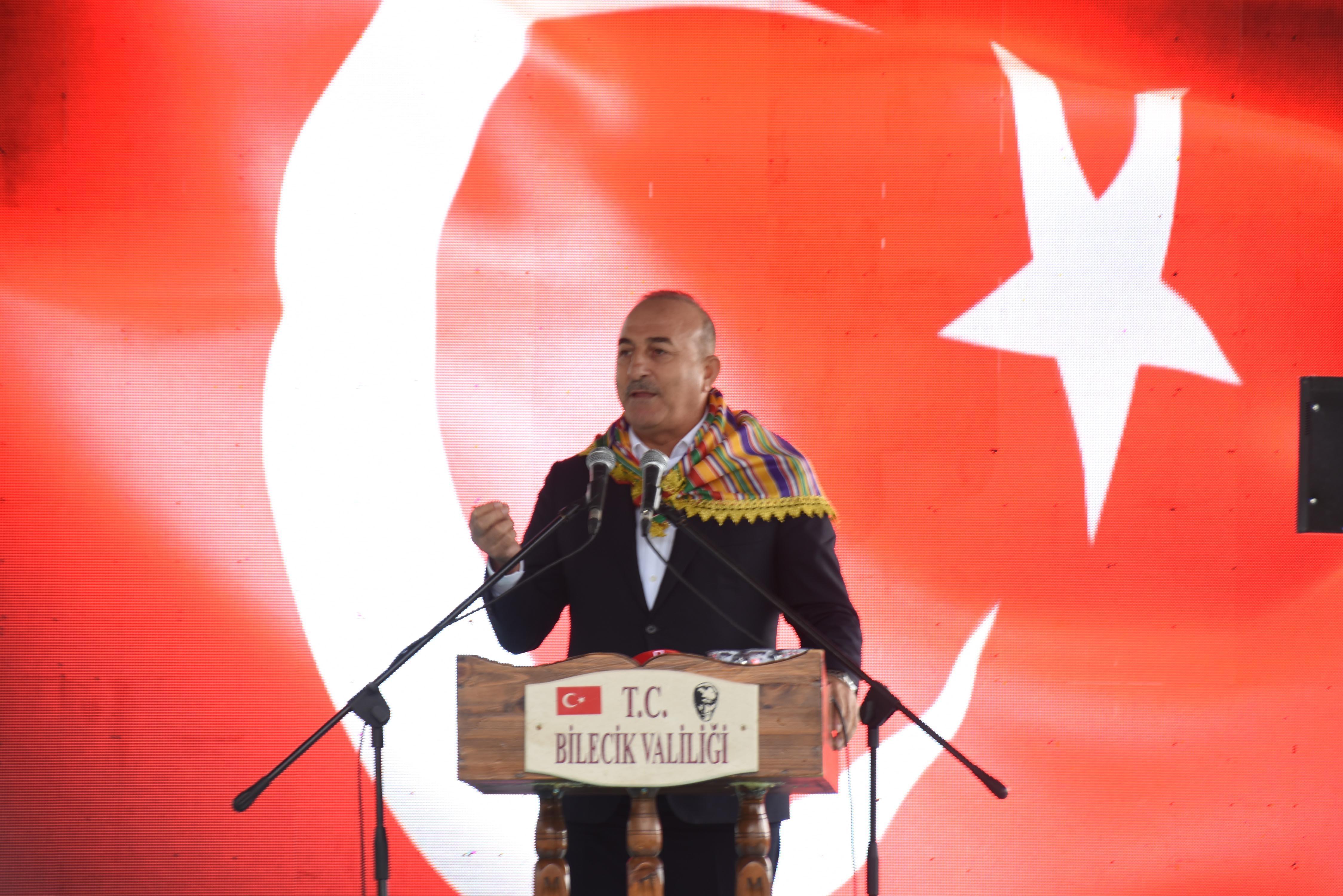 Bakan Dönmez ve Çavuşoğlu, 740ıncı Ertuğrul Gaziyi Anma ve Yörük Şenliklerine katıldı