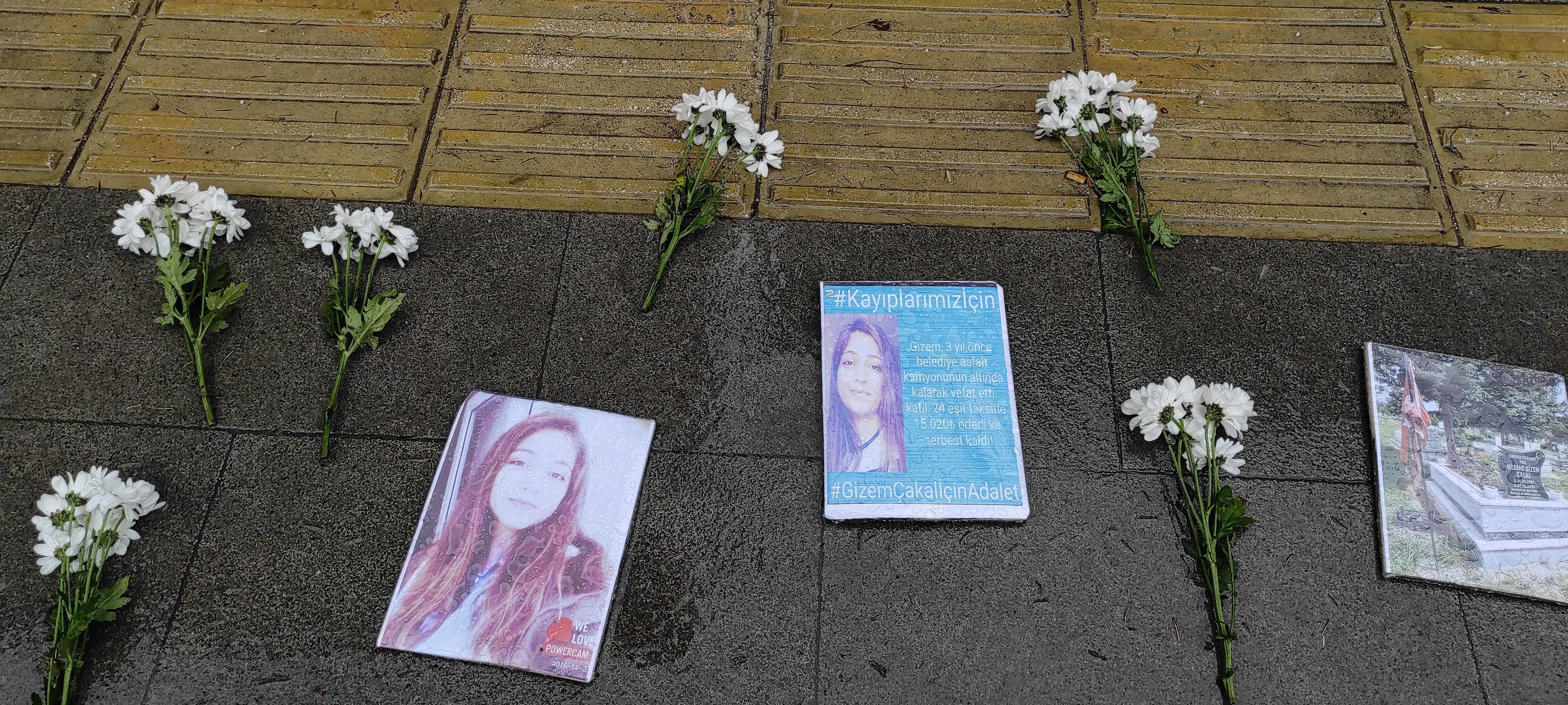 Üniversiteli Gizemin öldüğü yere 19 çiçek bırakıldı