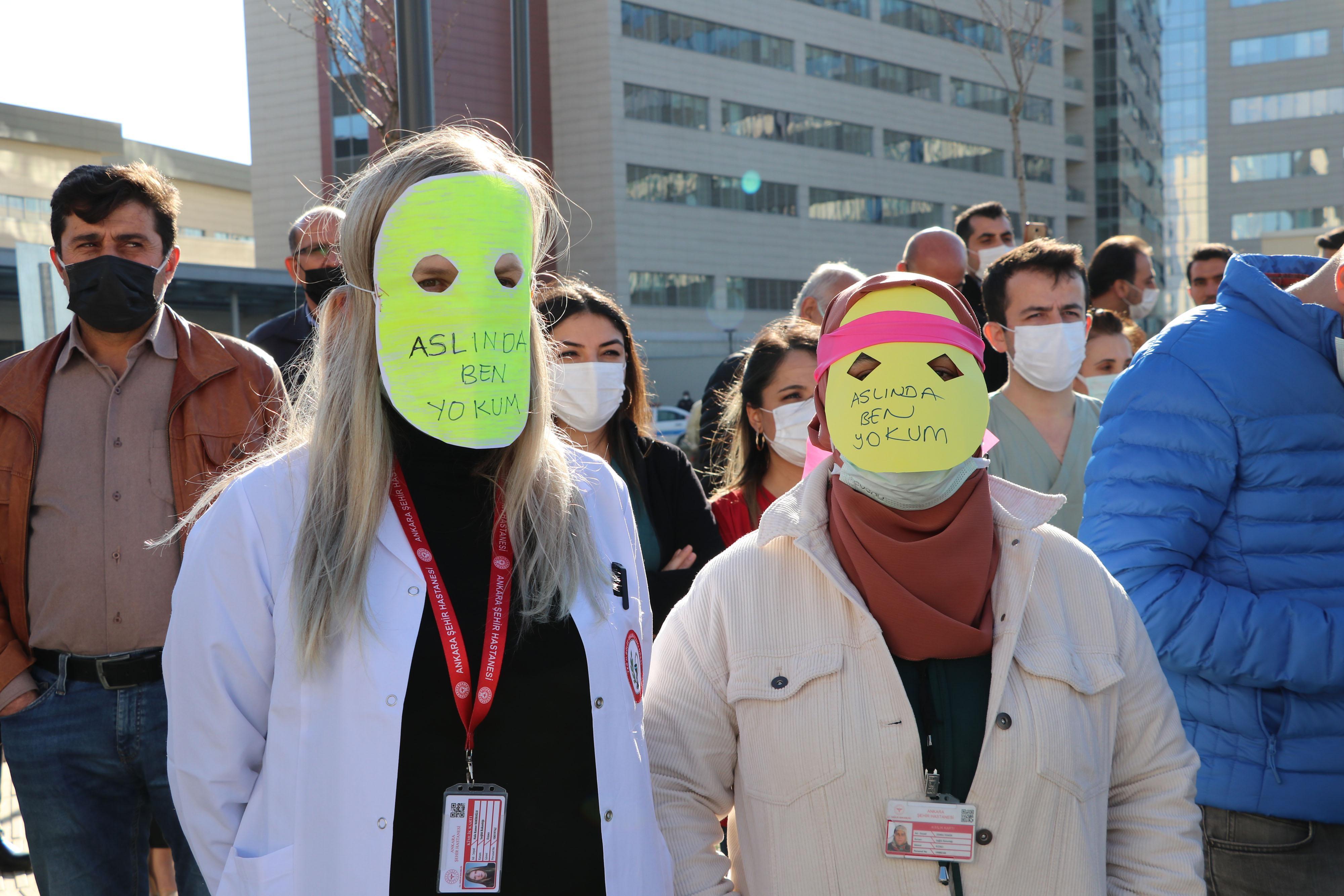 Ankarada sağlık çalışanlarından iş bırakma eylemi