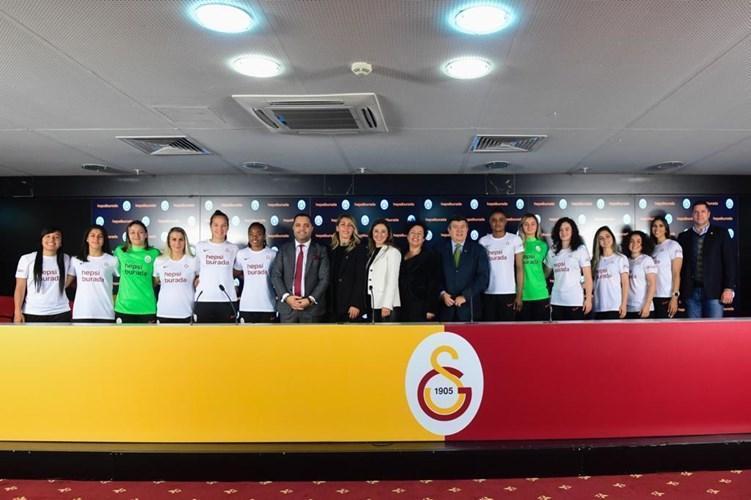 Galatasaray Kadın Futbol Takımının ana sponsoru Hepsiburada oldu