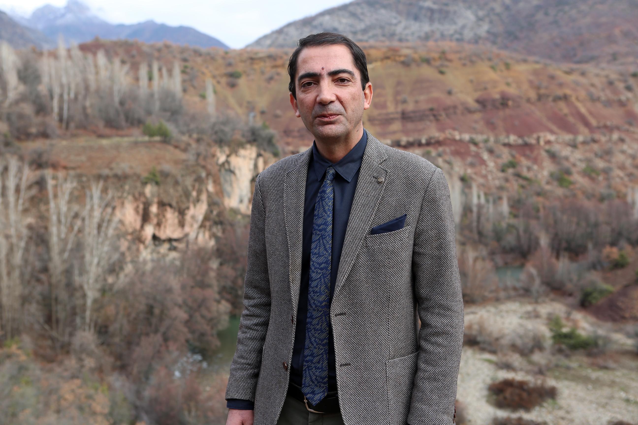 Tuncelide tepki gören avcılar, kentten ayrıldı
