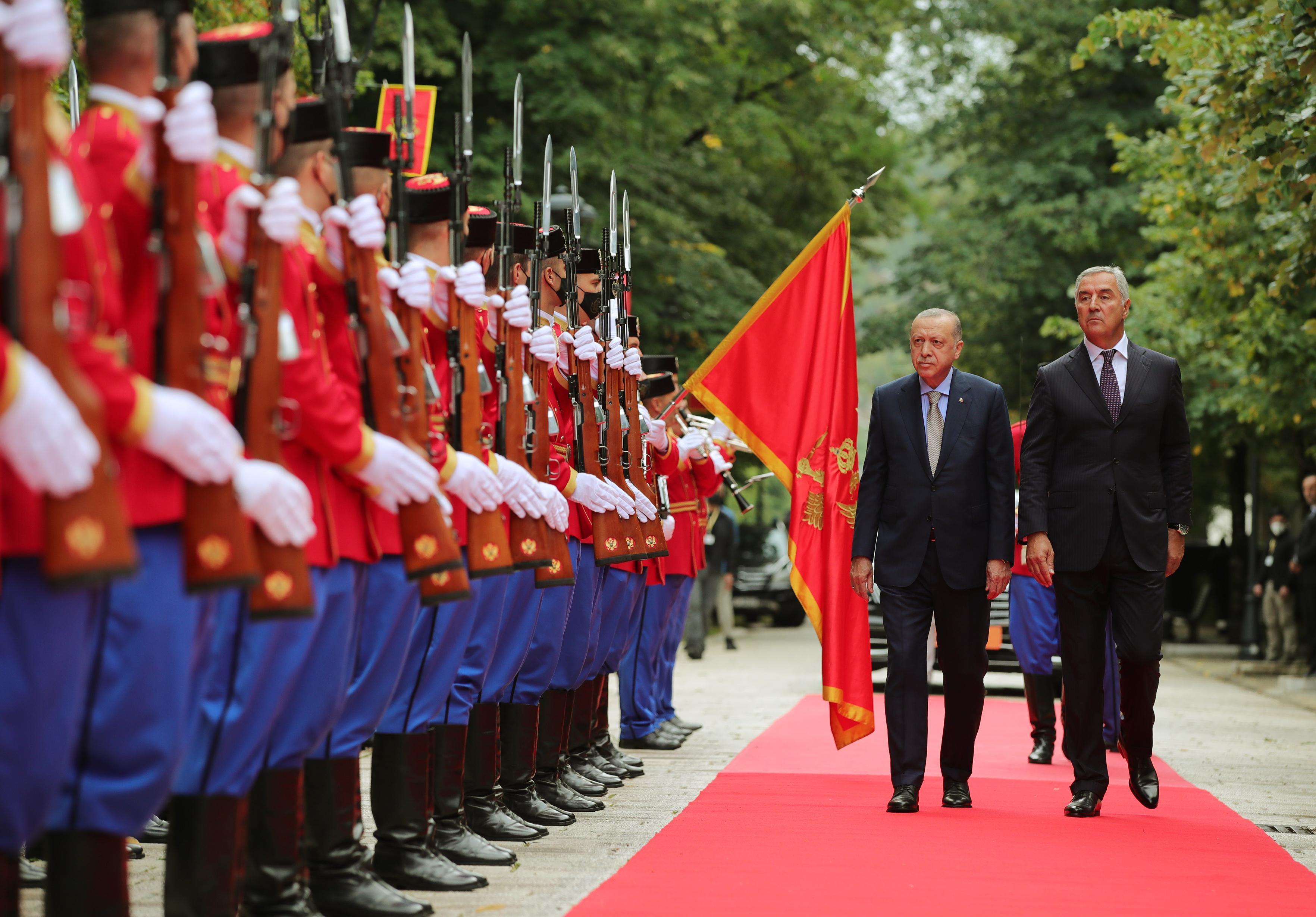 Cumhurbaşkanı Erdoğan’a resmi karşılama töreni