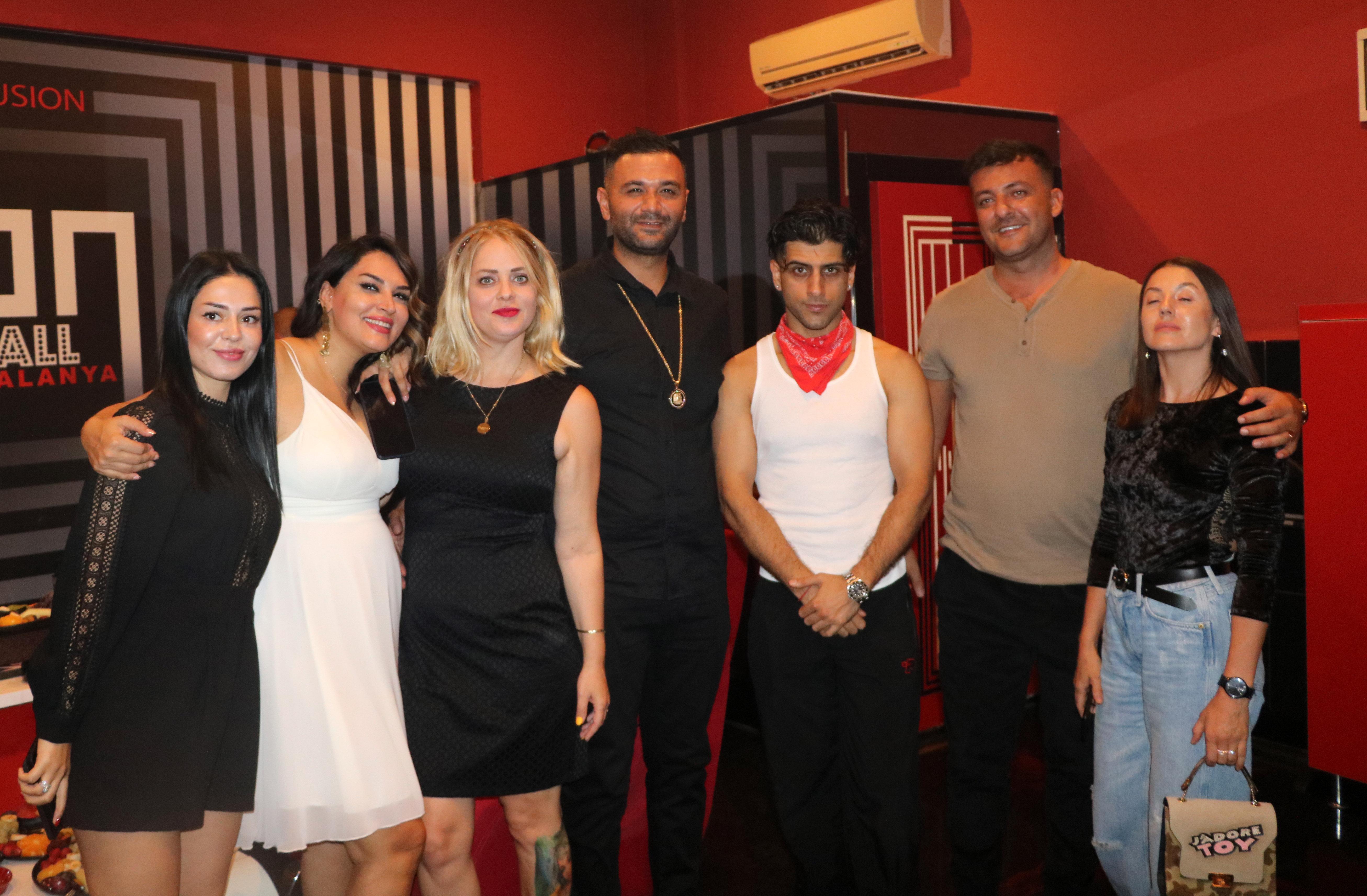 Reymen Ink partide coşturdu