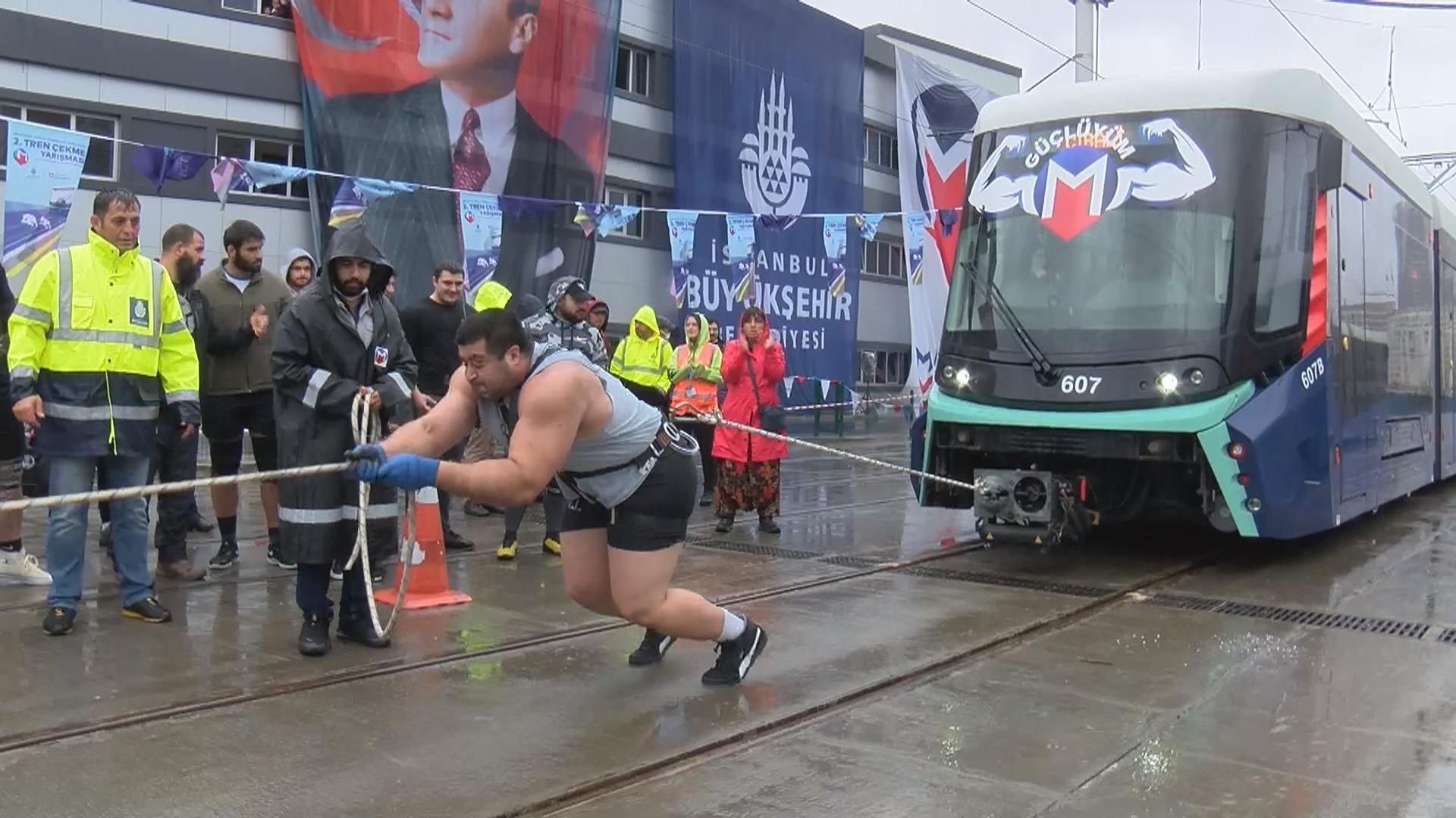 Metro İstanbul Strongman Challenge Tren Çekme Yarışması yapıldı