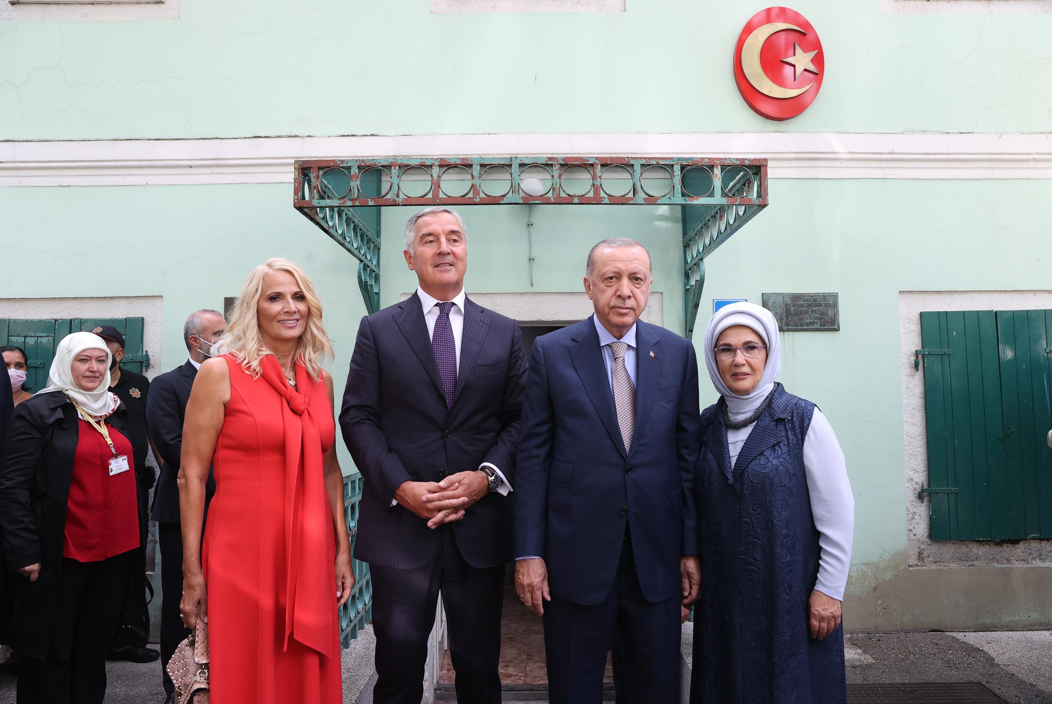 Cumhurbaşkanı Erdoğan: Karadağ’la 250 milyon dolarlık ticari hedef koyduk