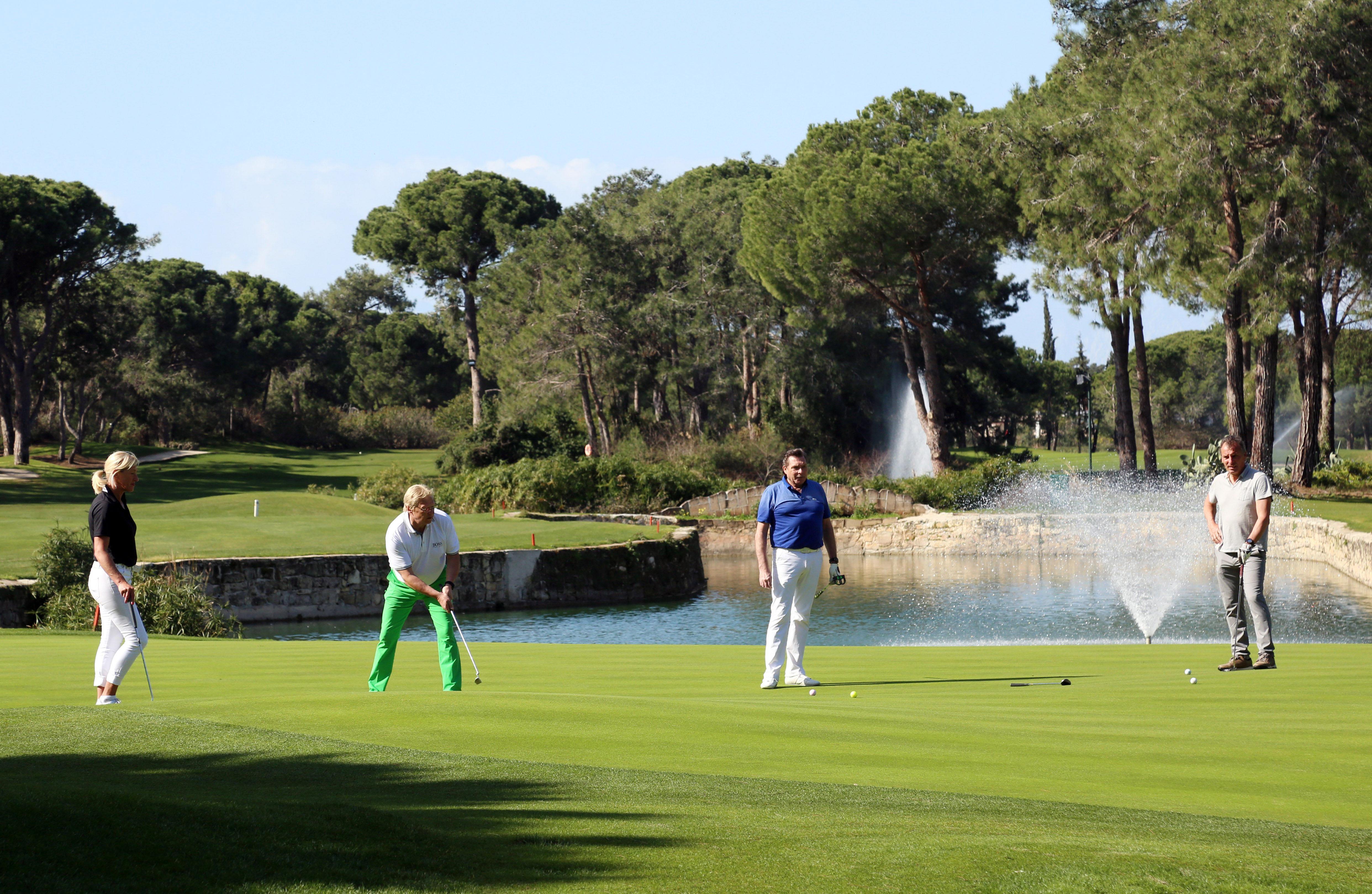 Antalya, golf tutkunu İngilizleri bekliyor