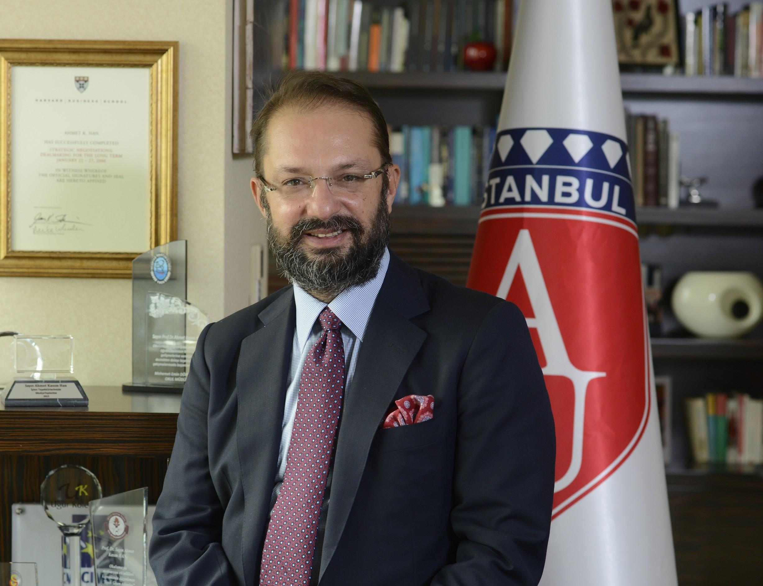 Prof. Dr. Han: Gençler mutlu olmayacakları bir bölümün peşinden asla koşmasınlar