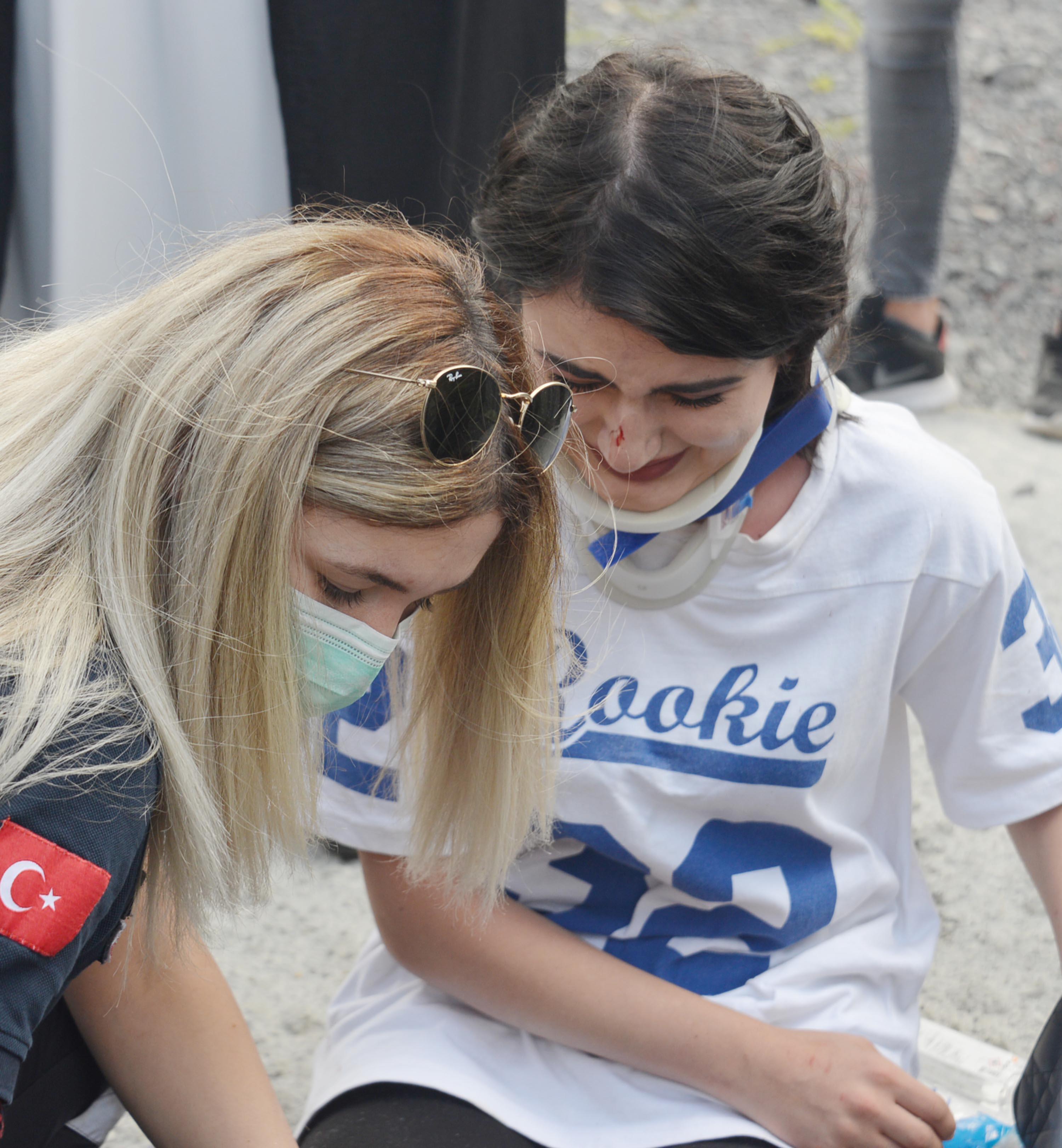 Sürücü adayının kullandığı araç takla attı: 2 yaralı