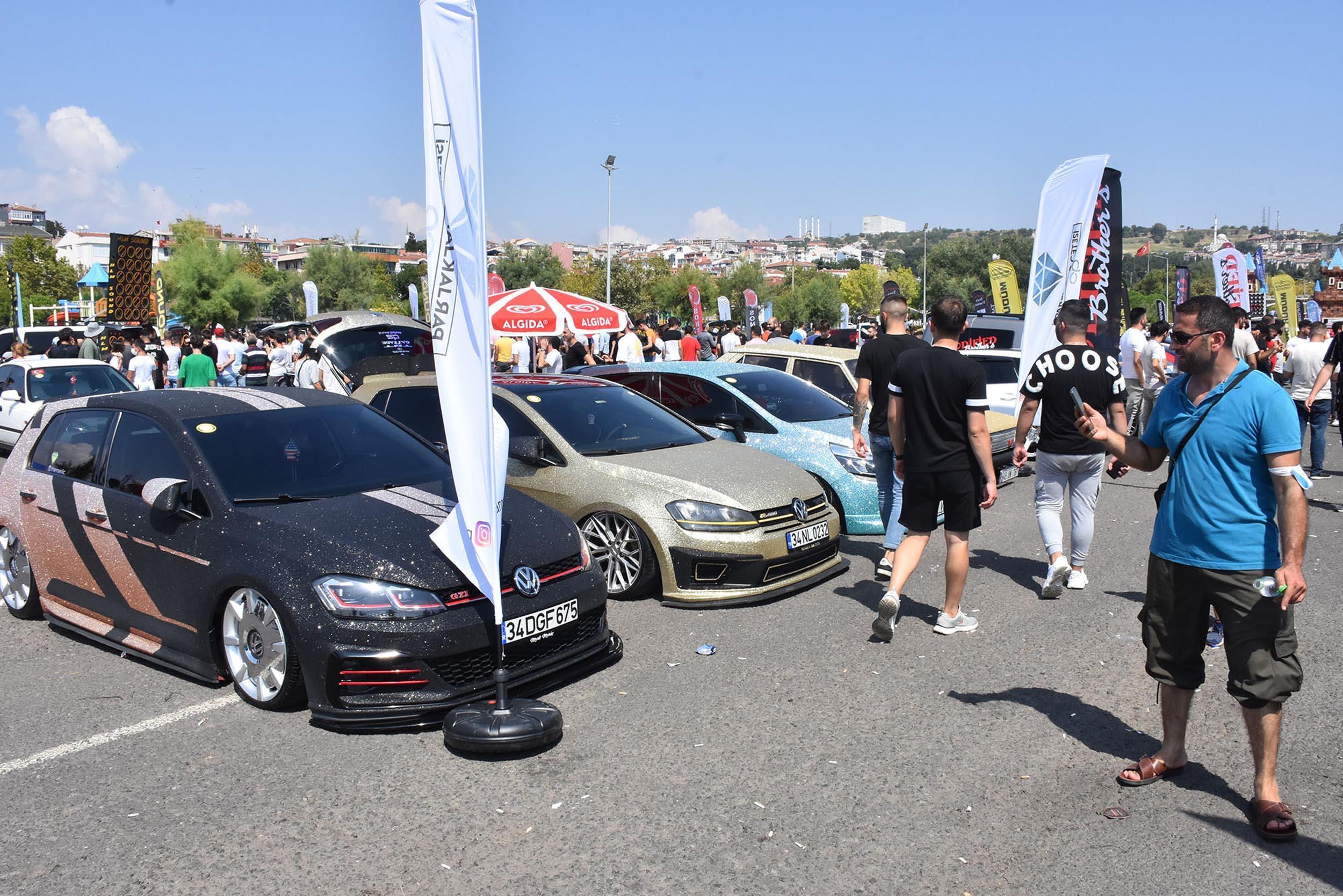 Modifiye araç tutkunları Tekirdağda buluştu; 300 araç sergilendi