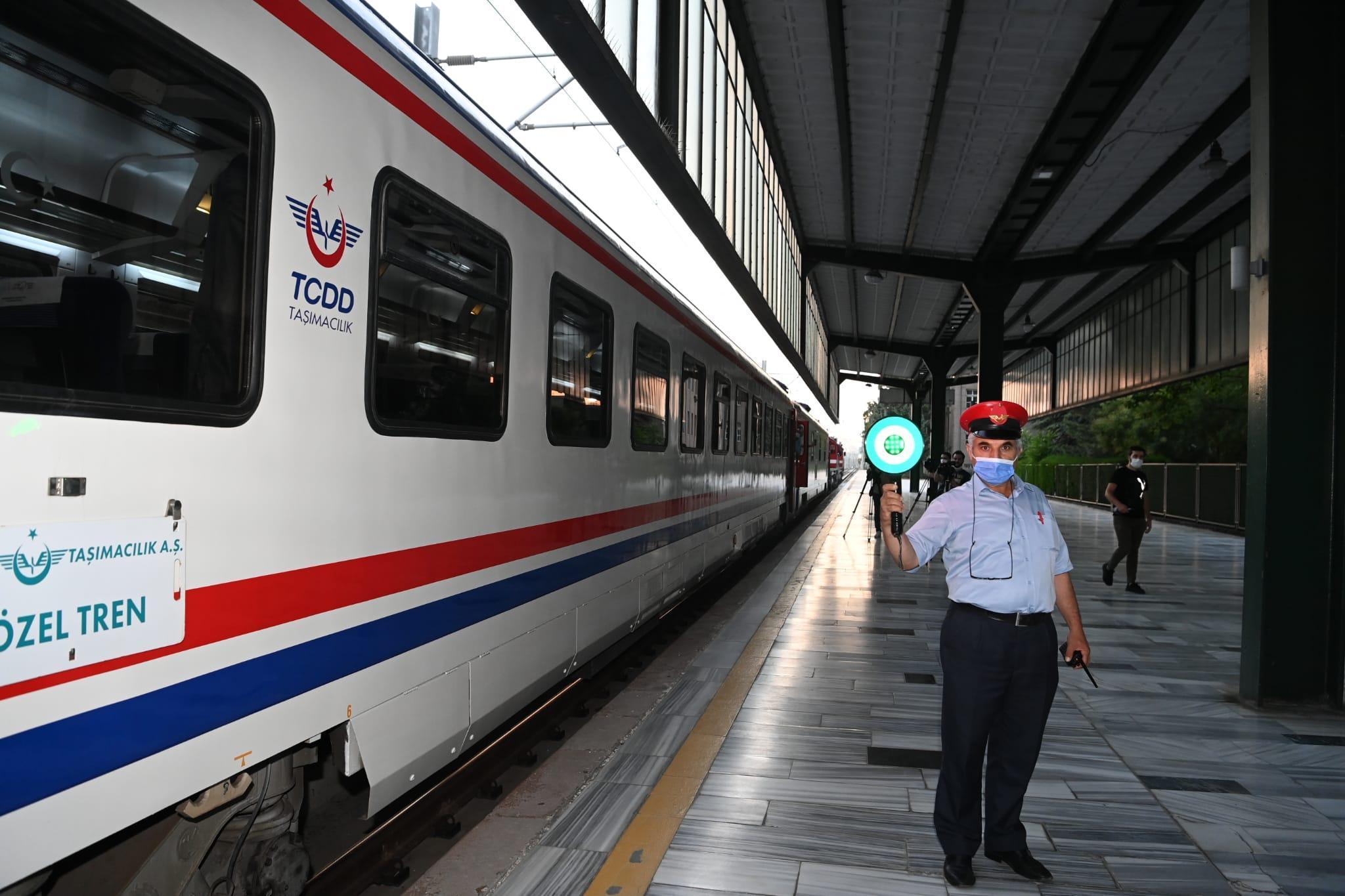 Zafer Treni Ankaradan yola çıktı