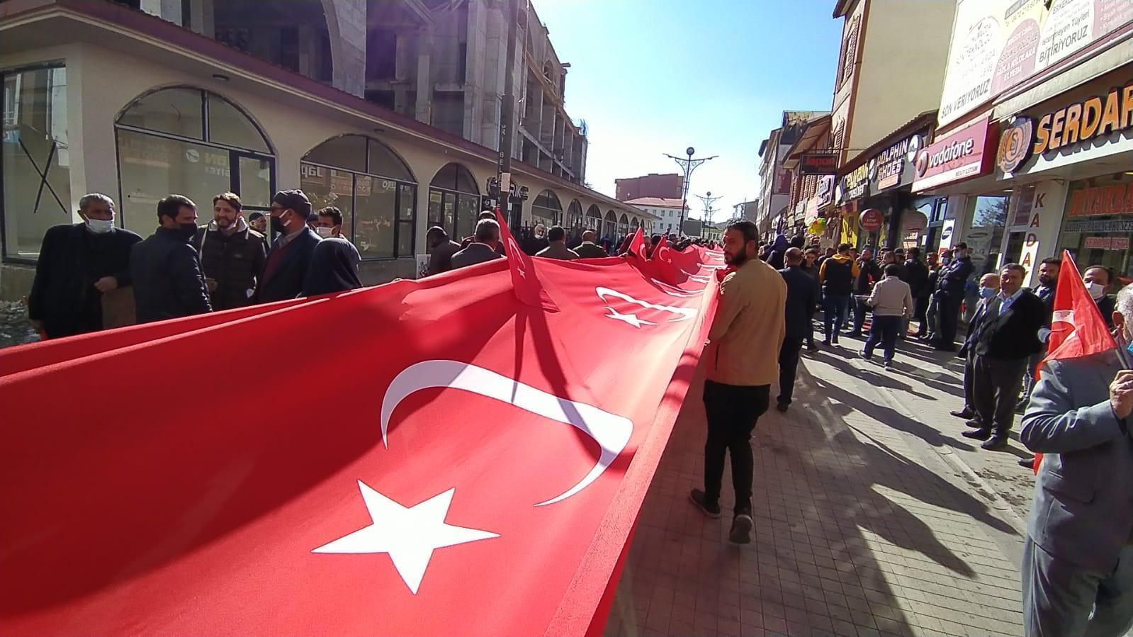 Ardahan, Ağrı ve Muşta Lütfü Türkkan’a küfür tepkisi