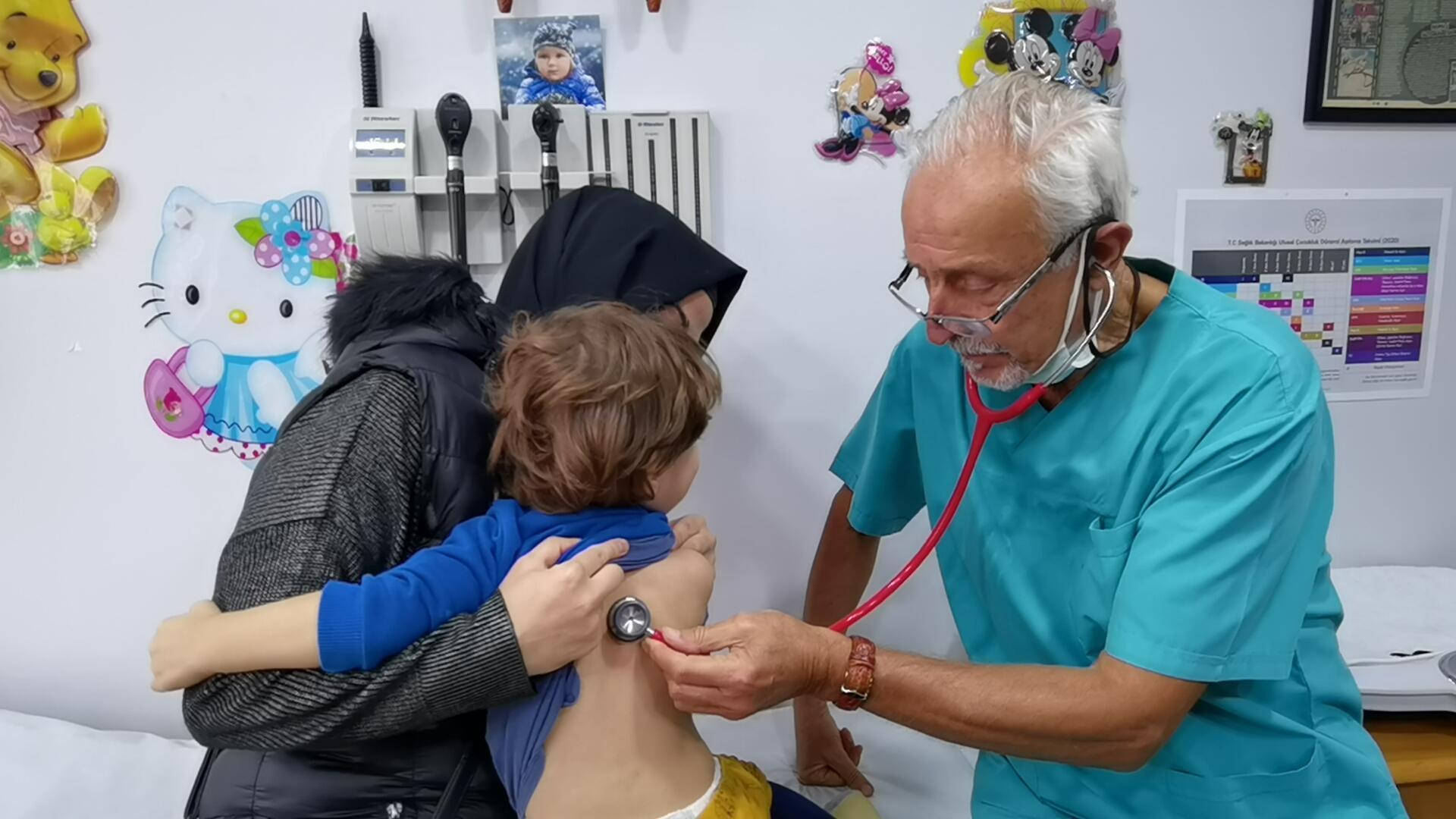 75 yaşındaki çocuk doktoru 59 yıldır koşuyor