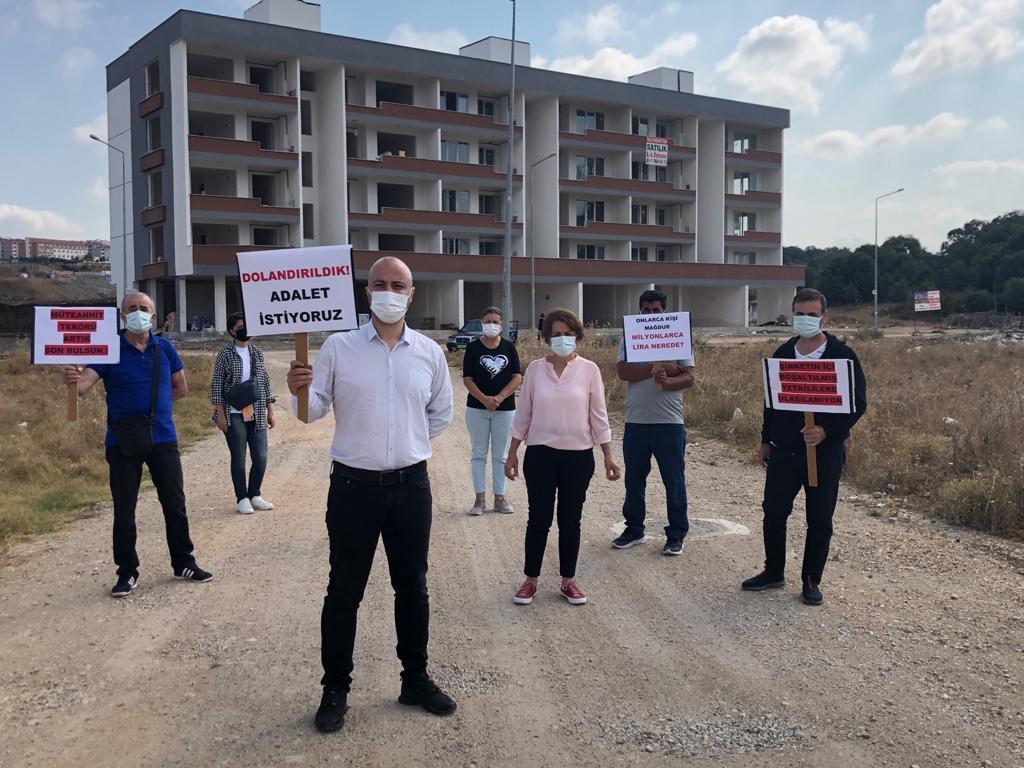 Müteahhit, sözleşmeyle aldıkları daireleri satışa çıkardı