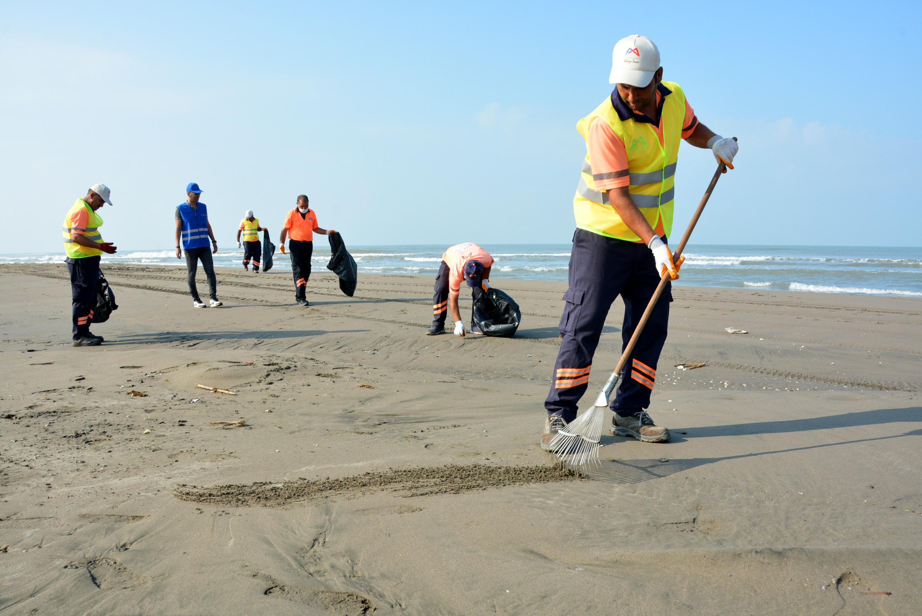 Suriyeden denize sızan petrol, Mersin sahillerine ulaştı