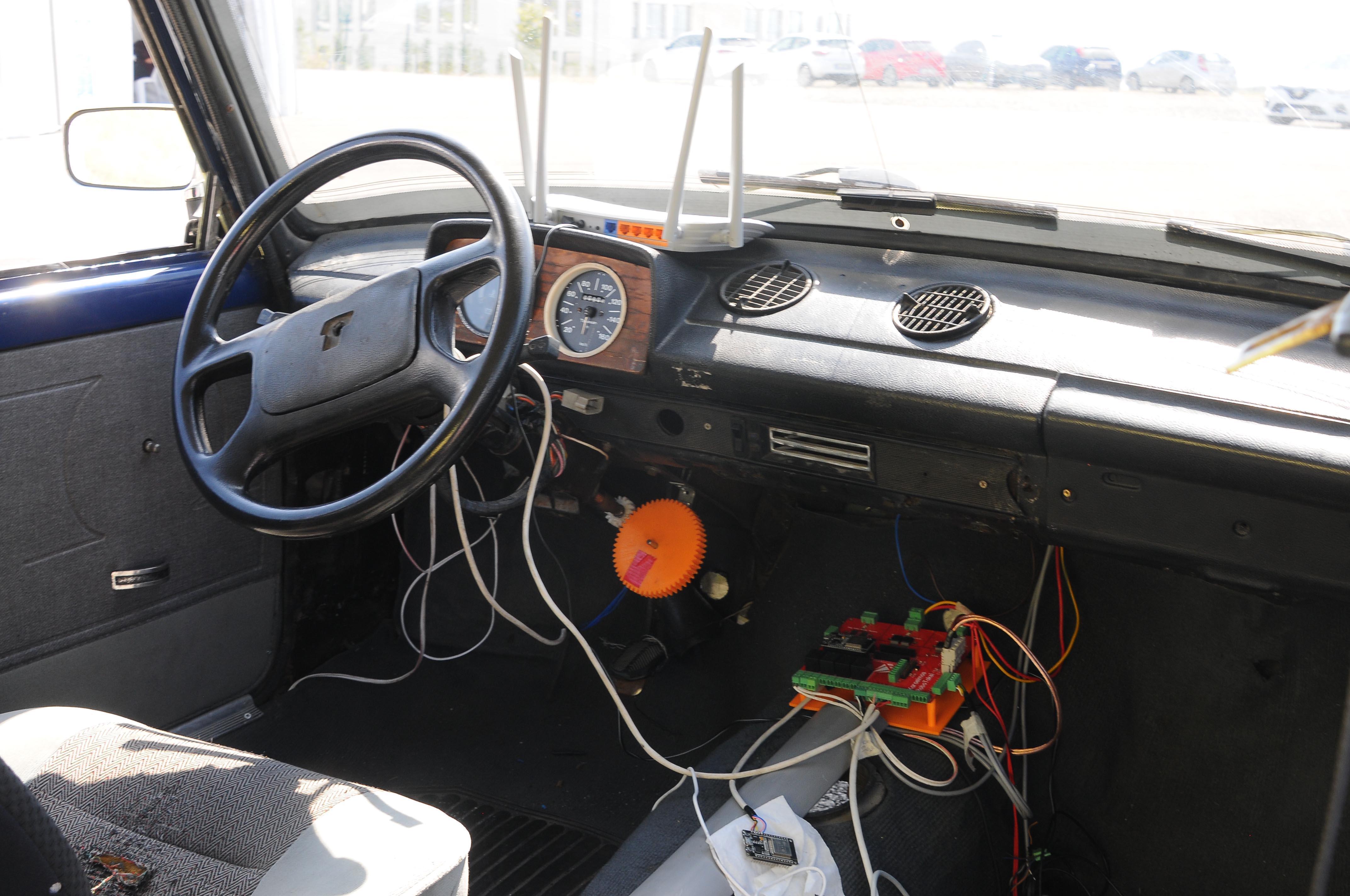 1989 model Serçe’yi, sürücüsüz taksi yaptılar