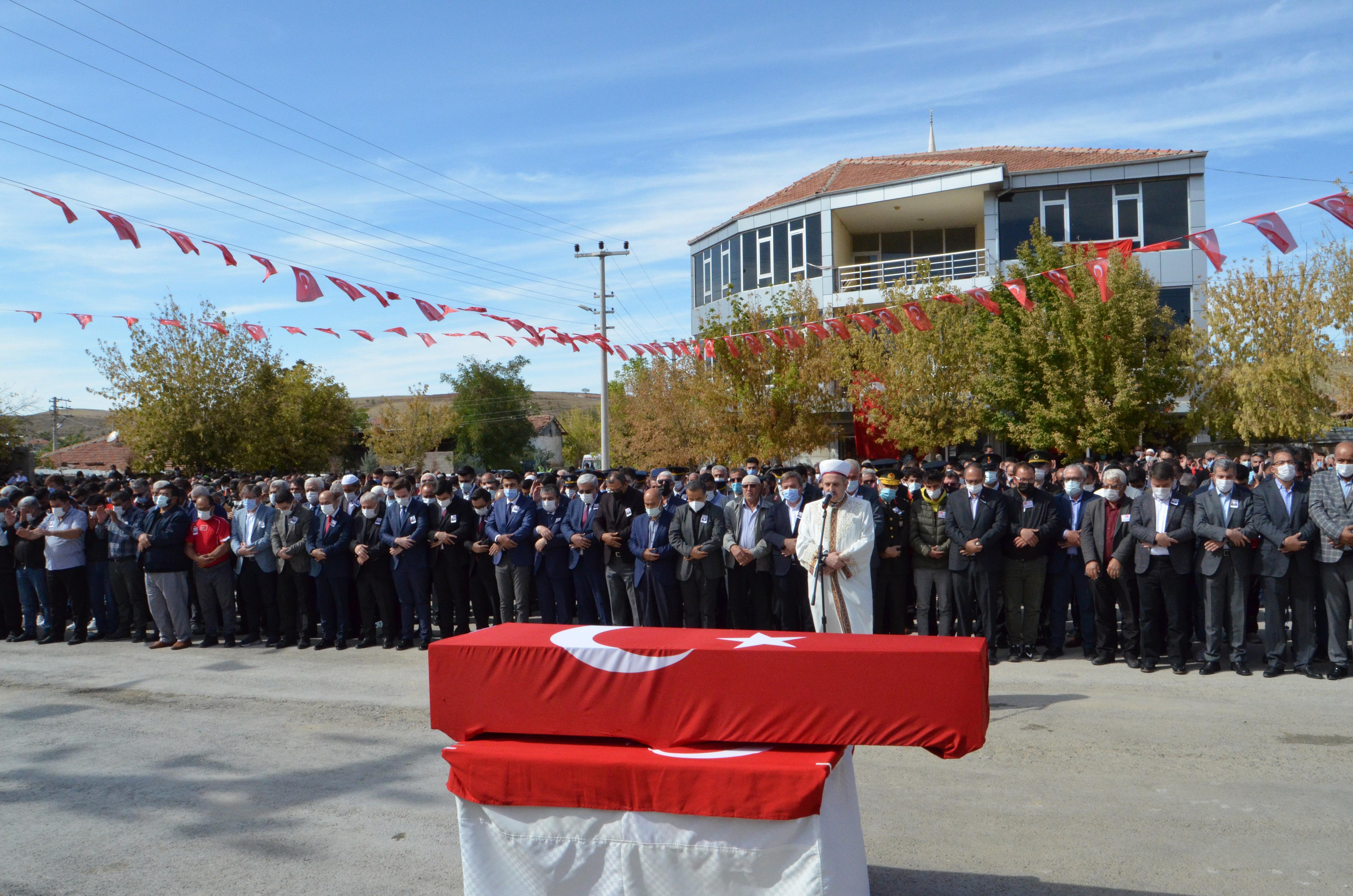 Şehit Uzman Çavuş Eser, Aksarayda son yolculuğa uğurlandı
