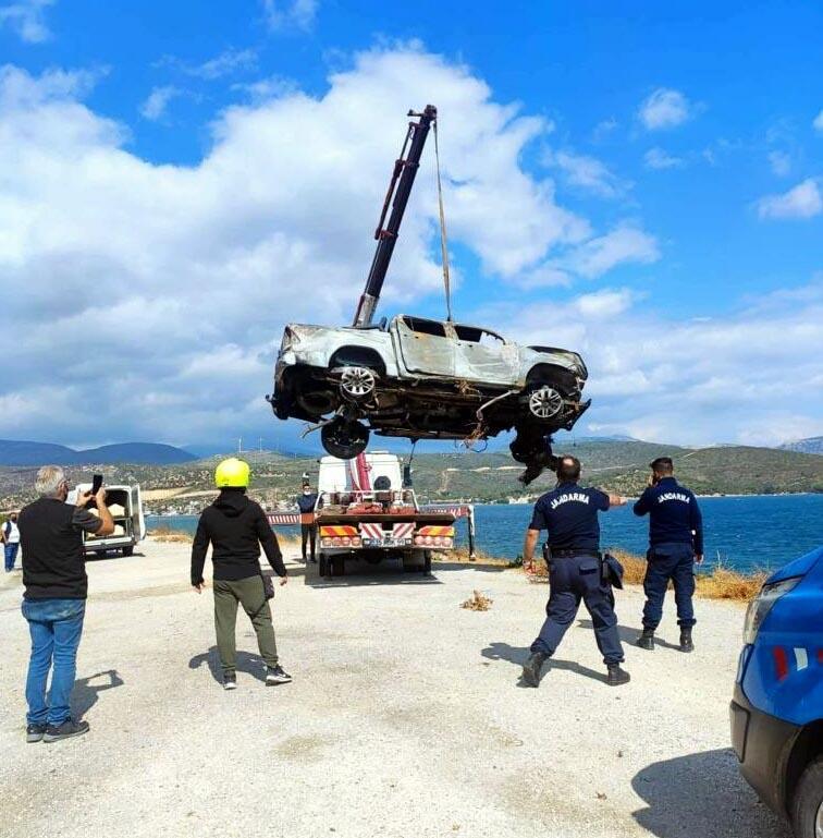 Kamyonette cesedi bulunan kongre üyesinin ailesi de kazada ölmüş