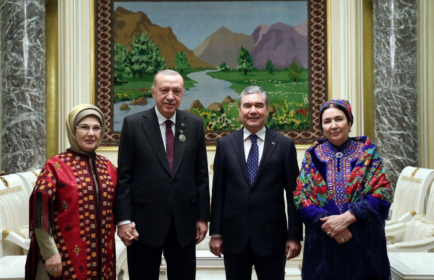 Türkmenistan’da ortak anlaşmalar imzalandı Cumhurbaşkanı Erdoğandan önemli mesajlar