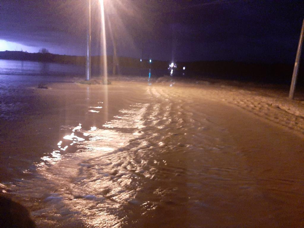 Edirnenin Enez ilçesinde sağanak sele dönüştü: 1 ölü