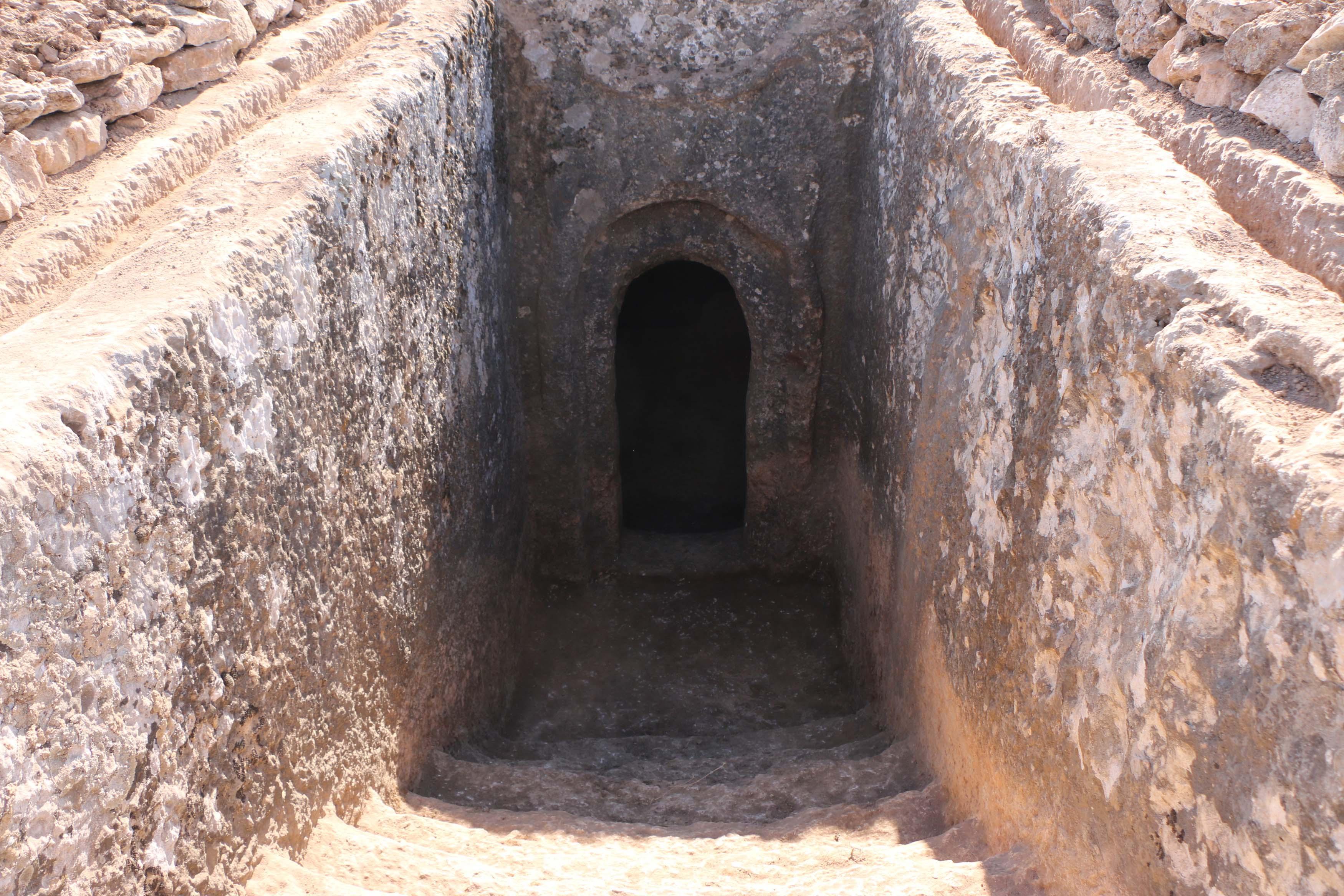 Adıyamanda Roma dönemine ait 60 aile mezarlığı bulundu
