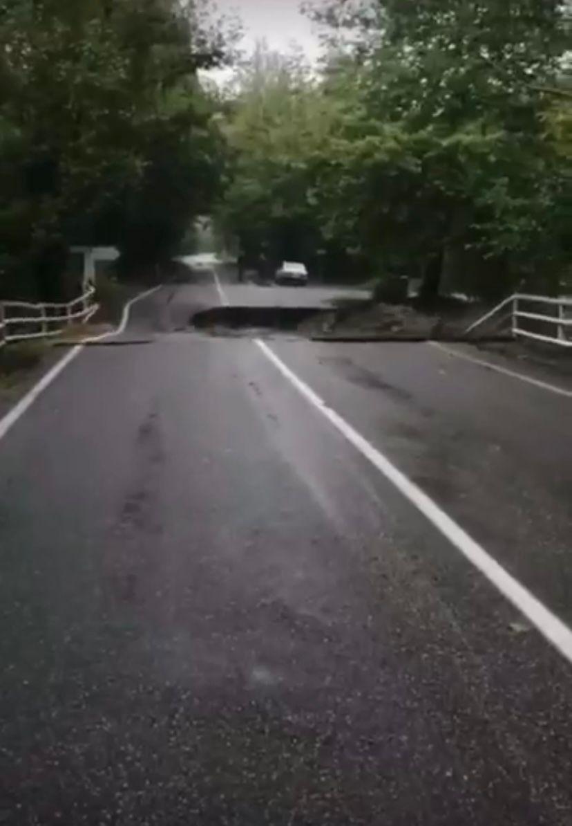 Bartında selde kaybolan yaşlı kadını arama çalışmaları sürüyor