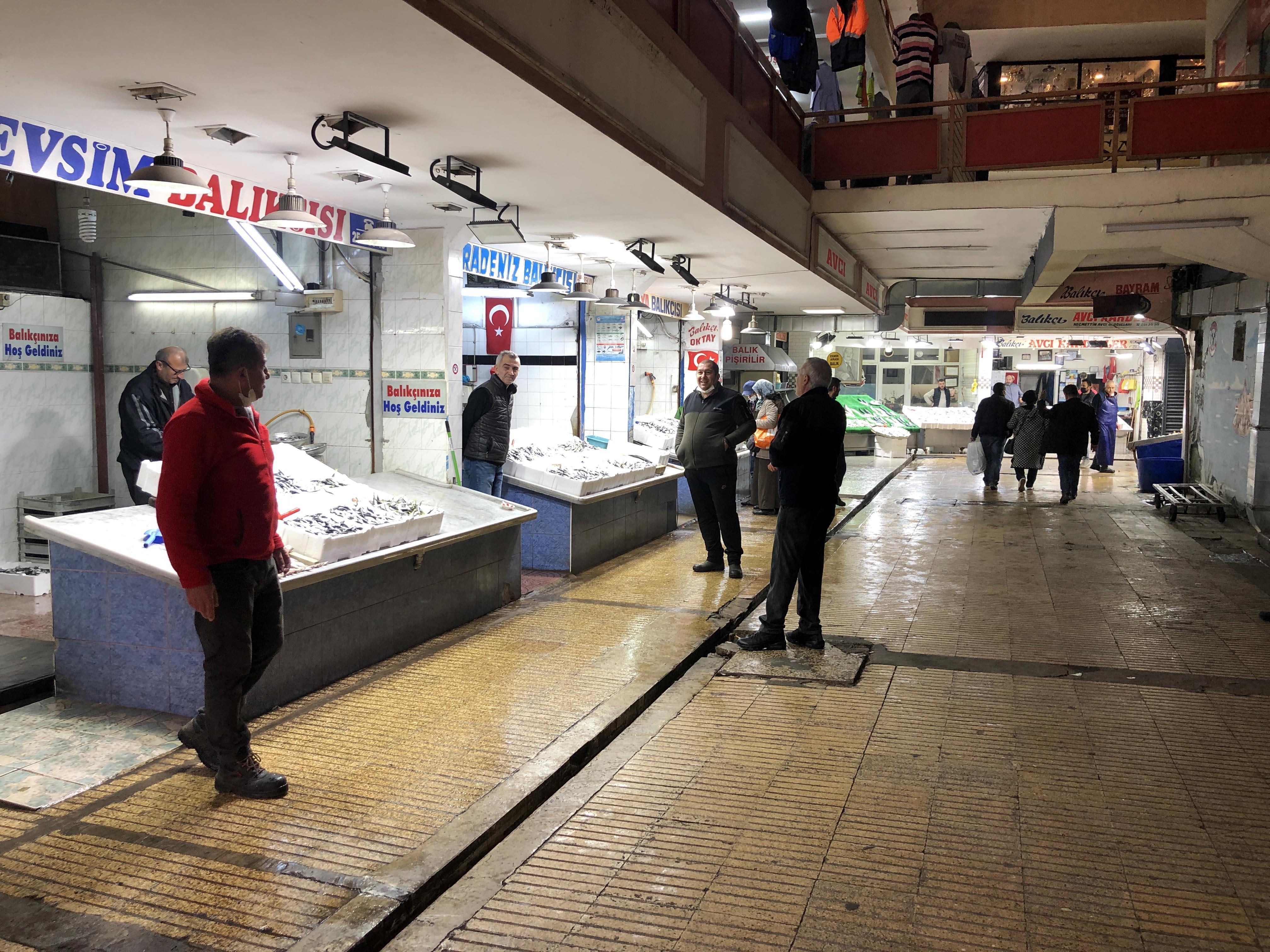 Zonguldakta balıkçıların umudu mezgit ve çinekop
