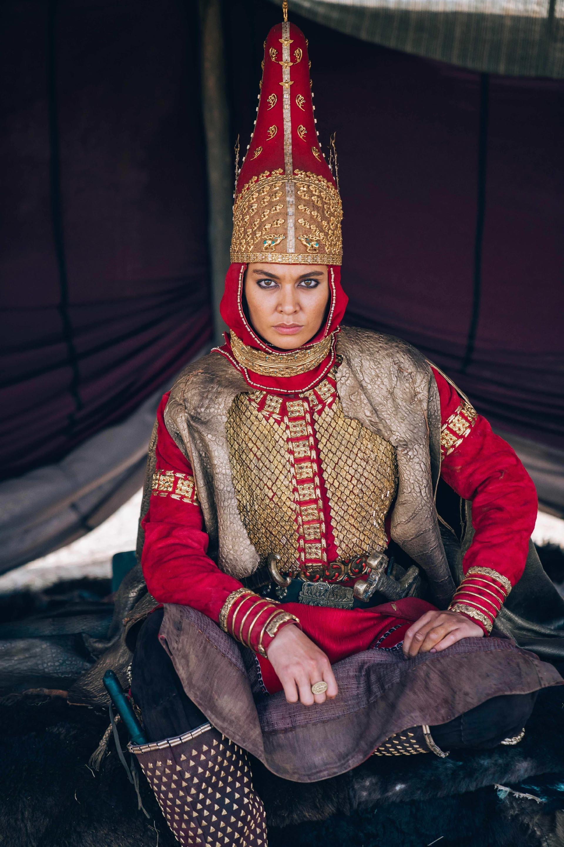 Savaşçı Tomris Hatunun hayatını anlatan Tomris filmi 3 Eylülde vizyonda